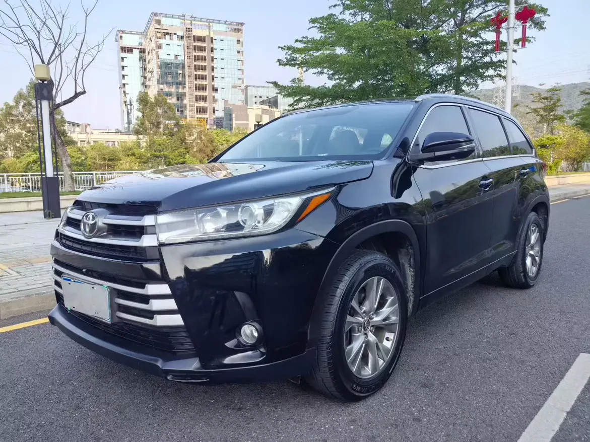 Toyota Highlander  из Китая