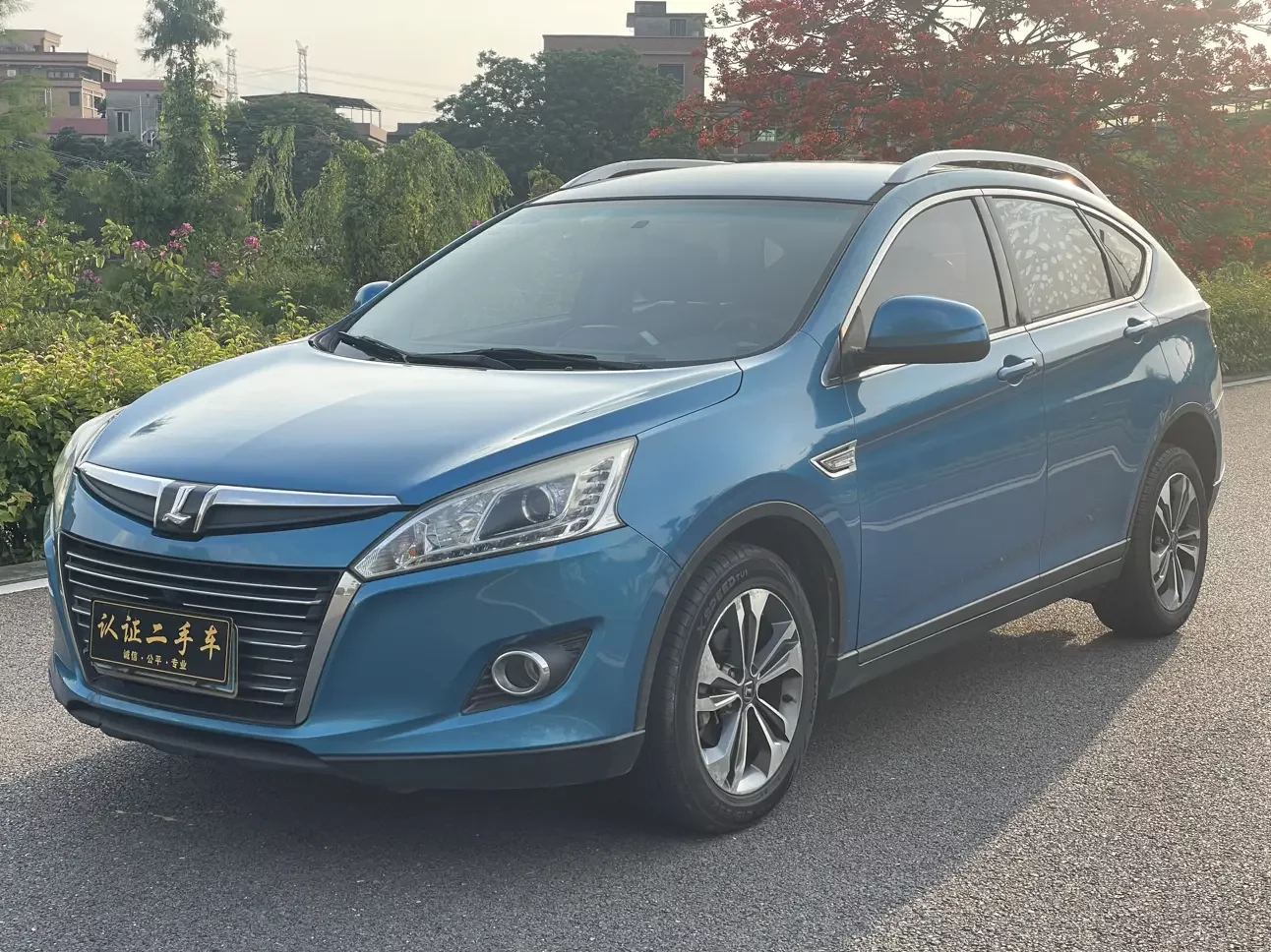 Luxgen You6 SUV