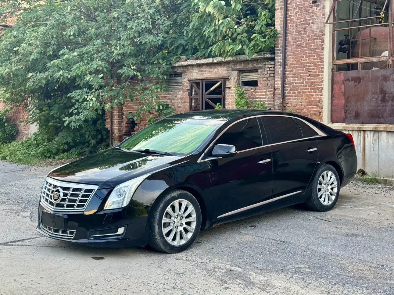 Cadillac XTS  из Китая