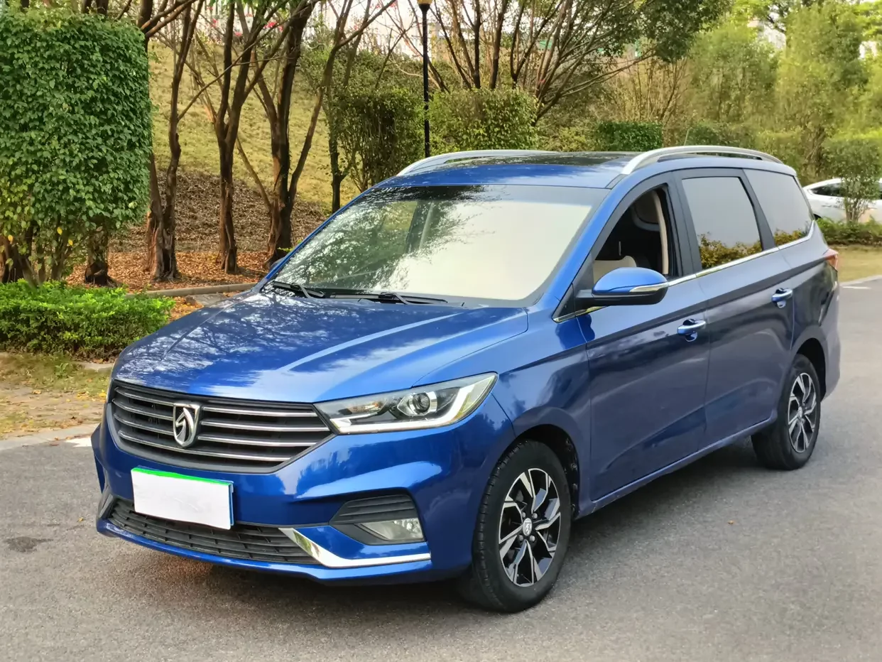 Baojun 360  из Китая