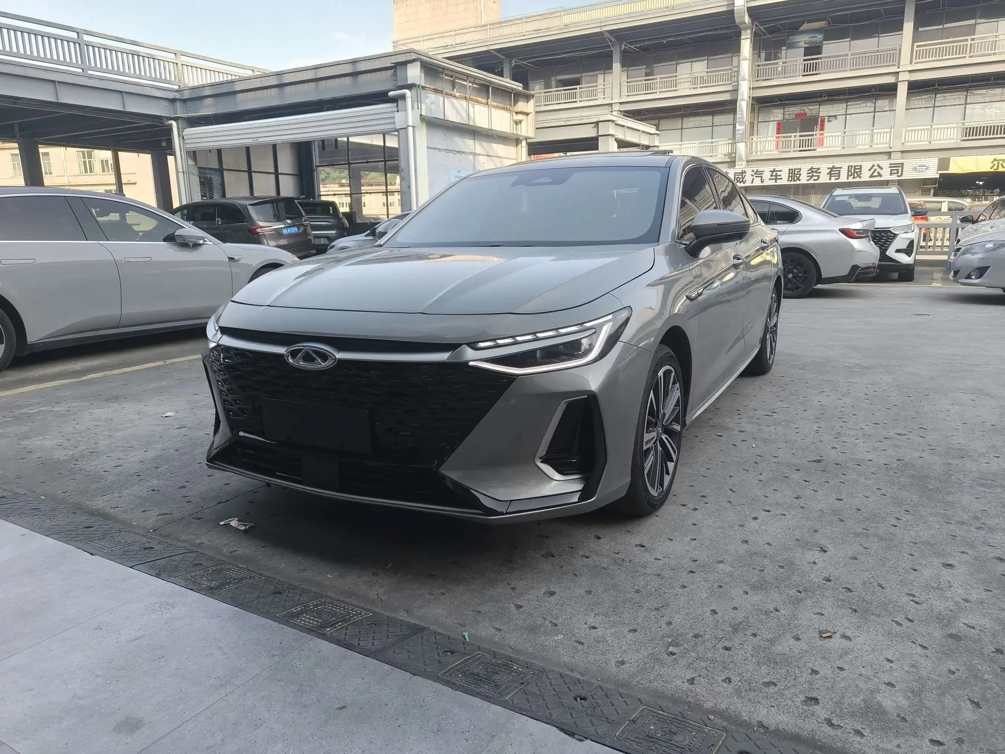 Chery Arrizo 8  из Китая
