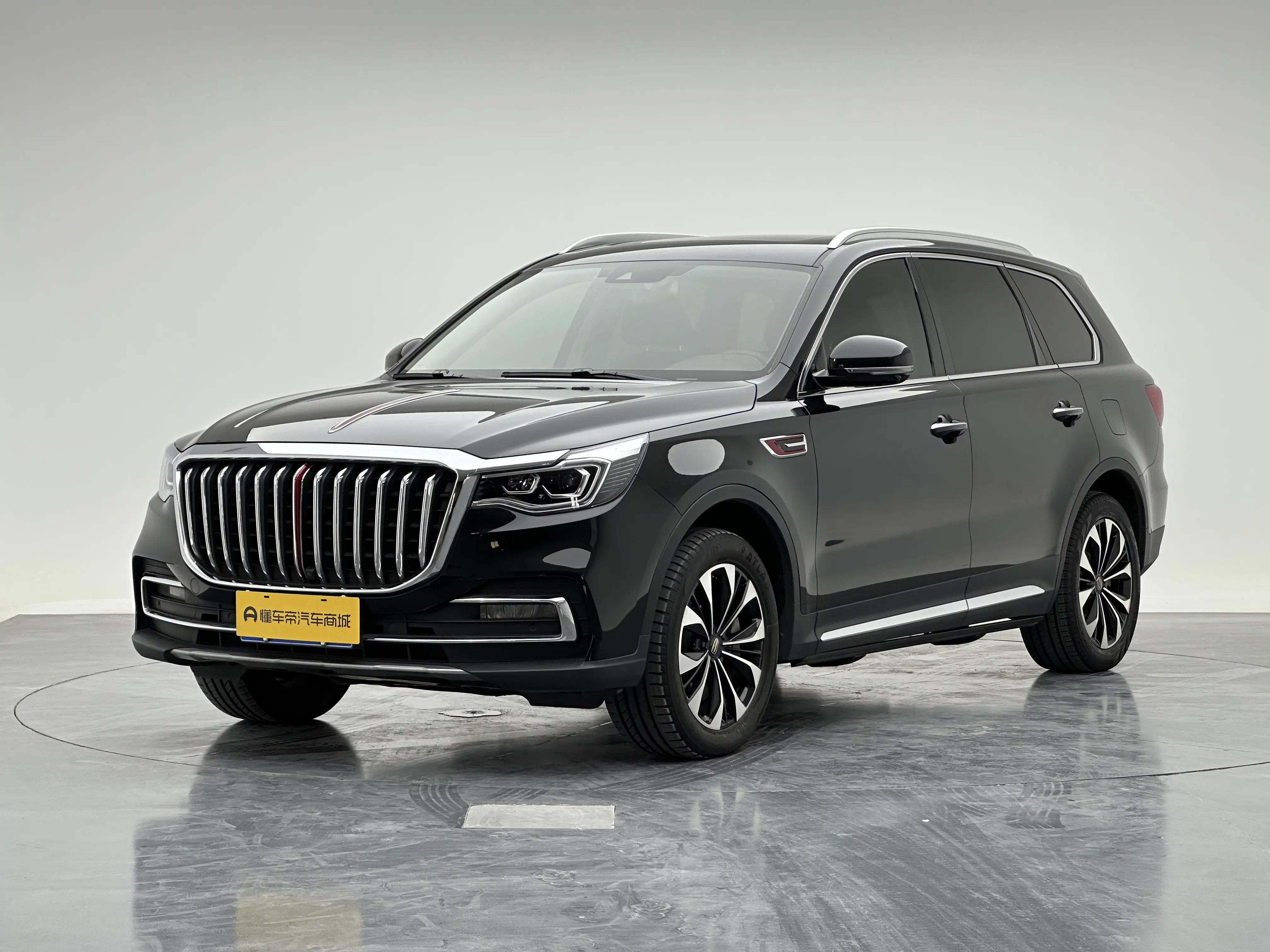 Hongqi HS7  из Китая