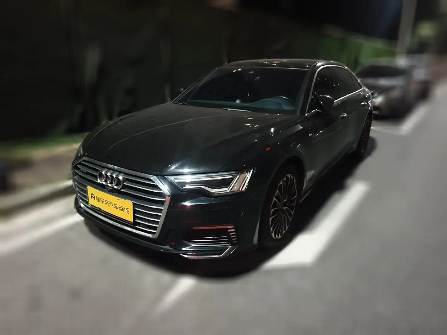 Audi A6L PHEV  из Китая