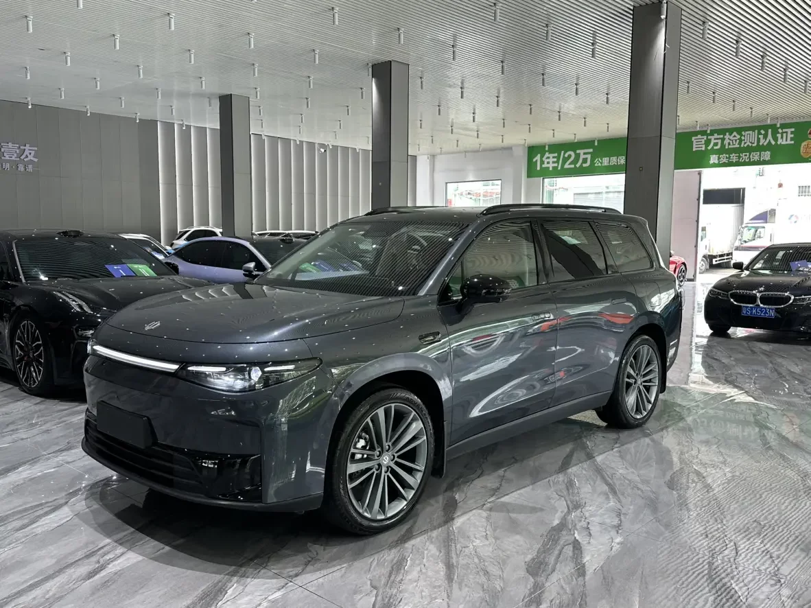 Leapmotor C16
