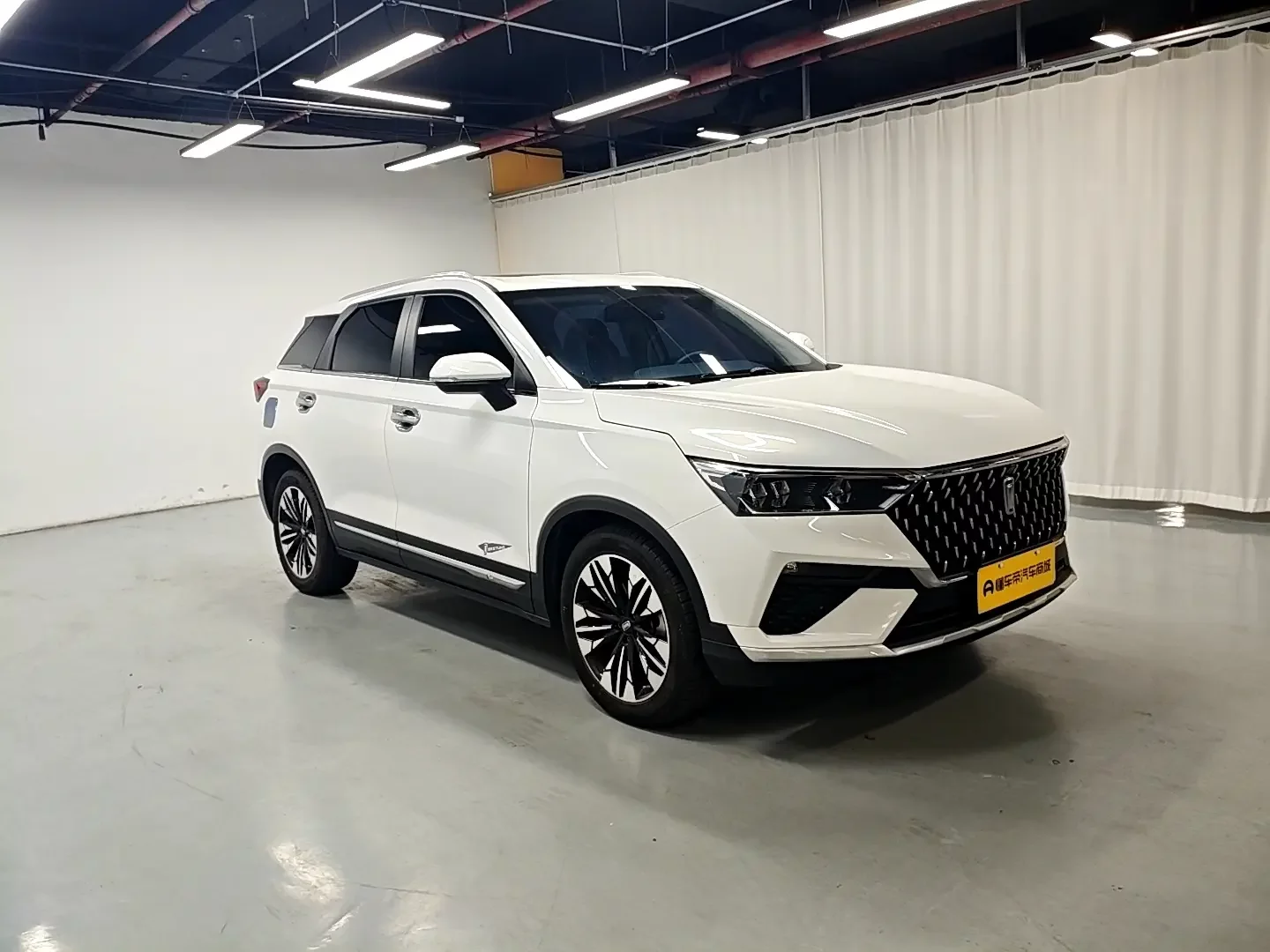FAW Bestune T77