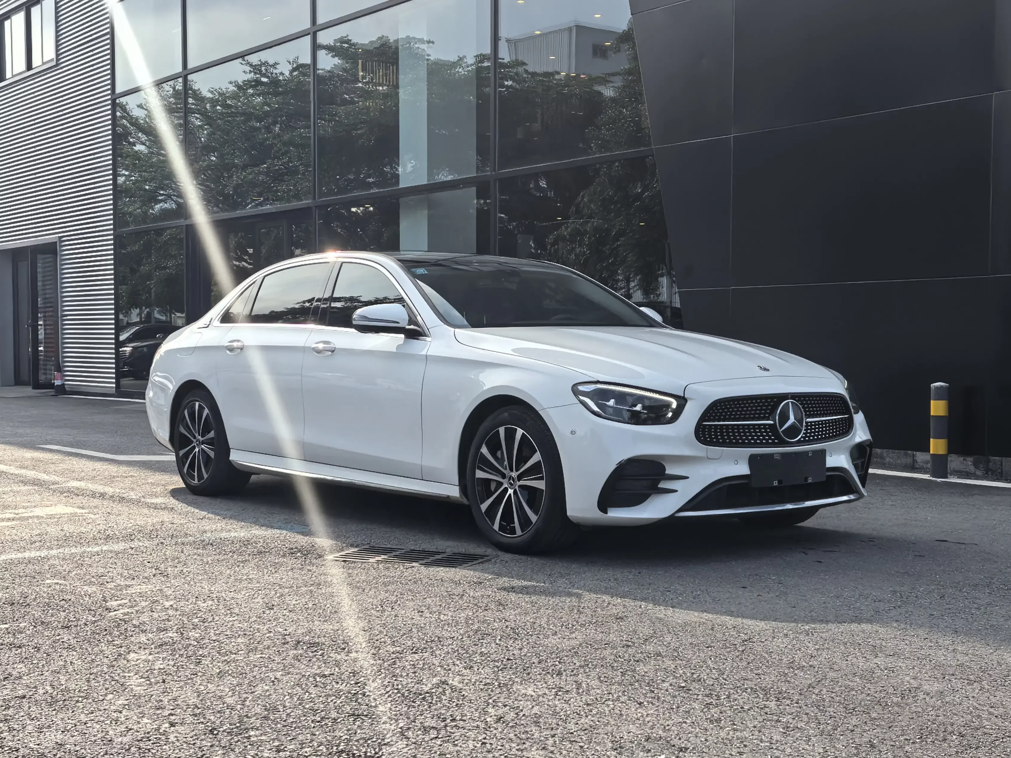 Mercedes-Benz E-Class PHEV