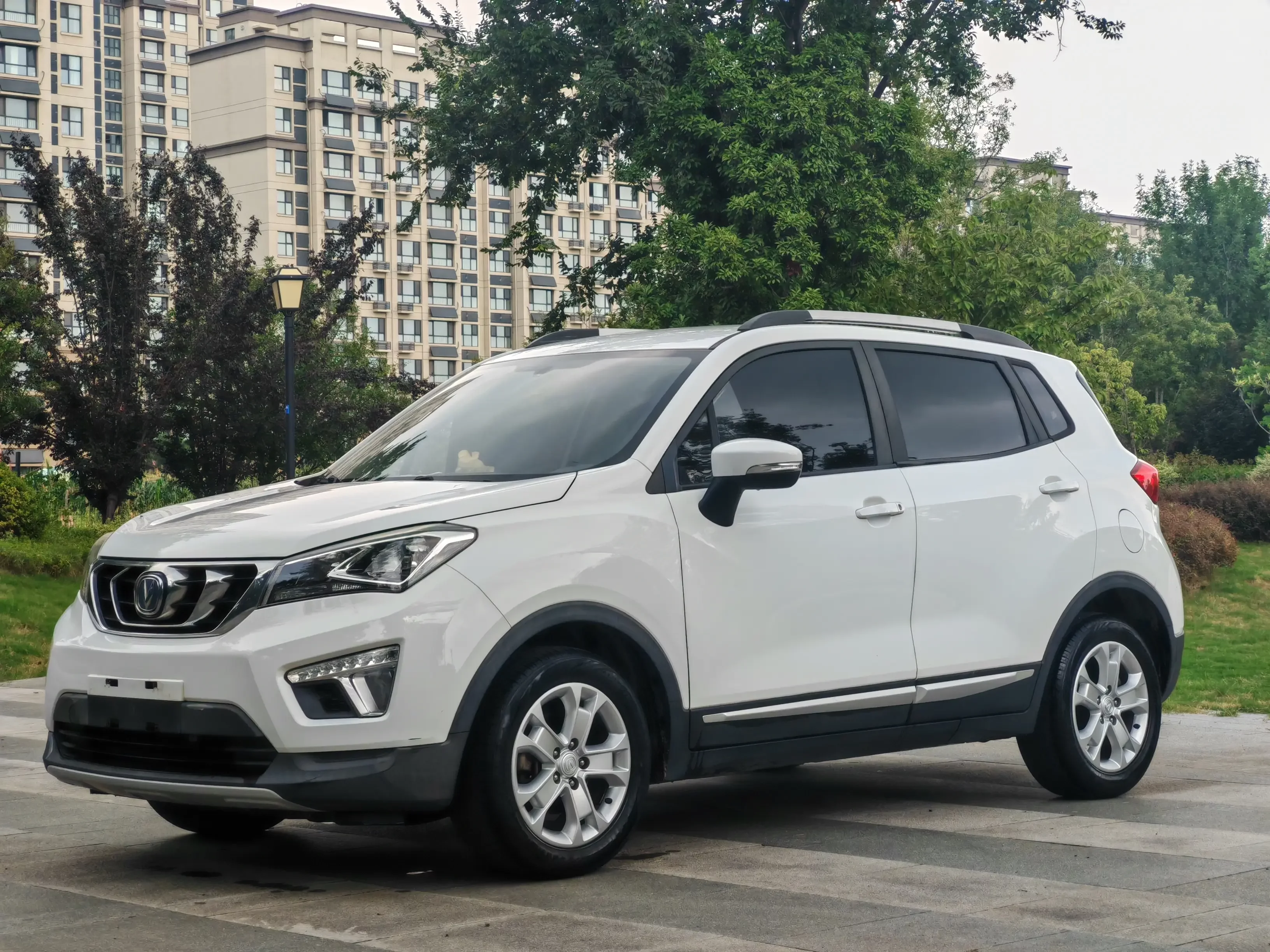 Changan CS15  из Китая