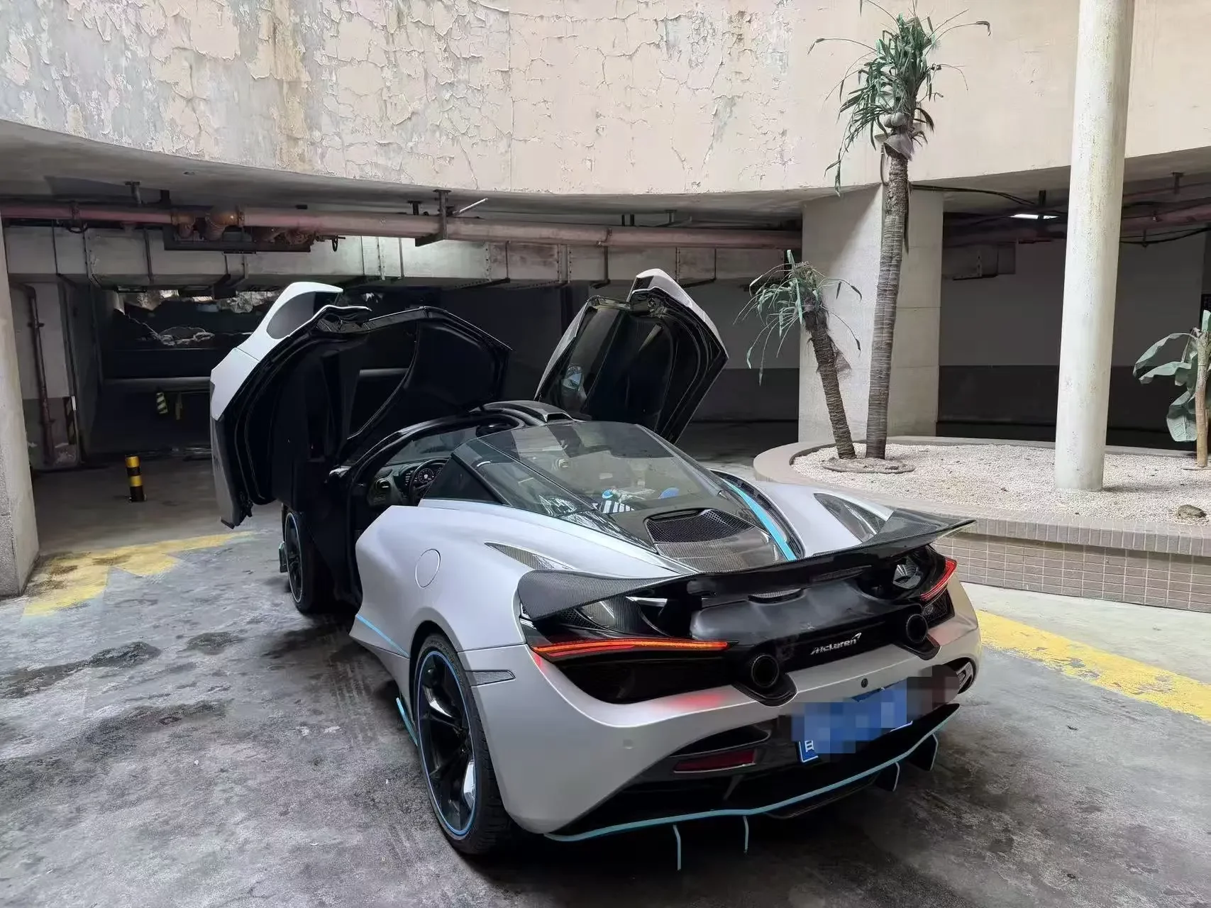 McLaren 720S  из Китая