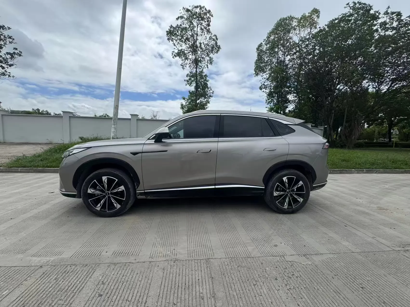 Roewe RX5