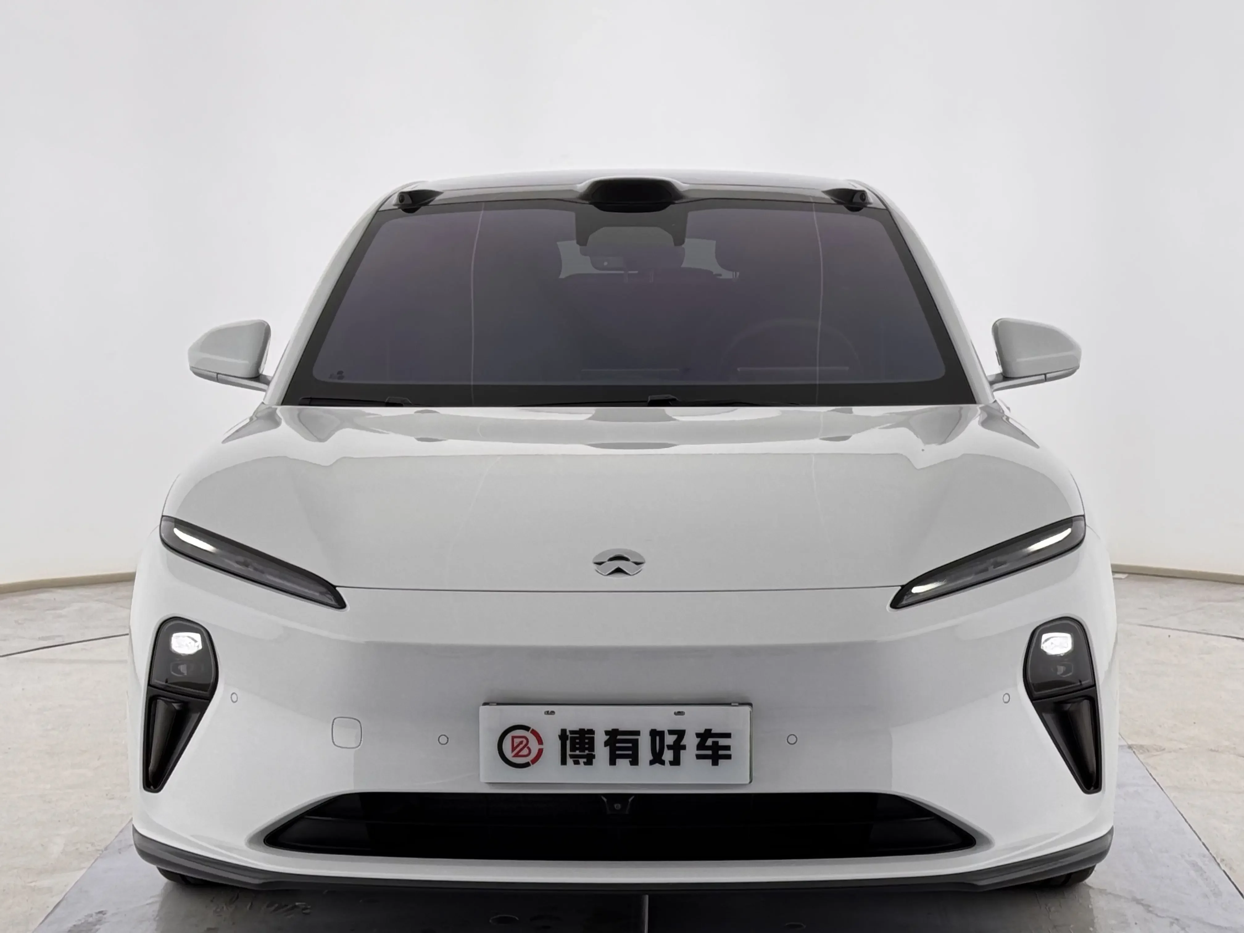 NIO ET5T
