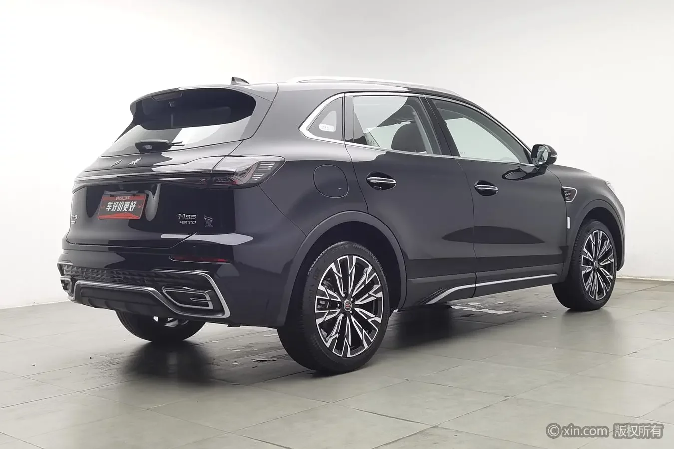 Hongqi HS5