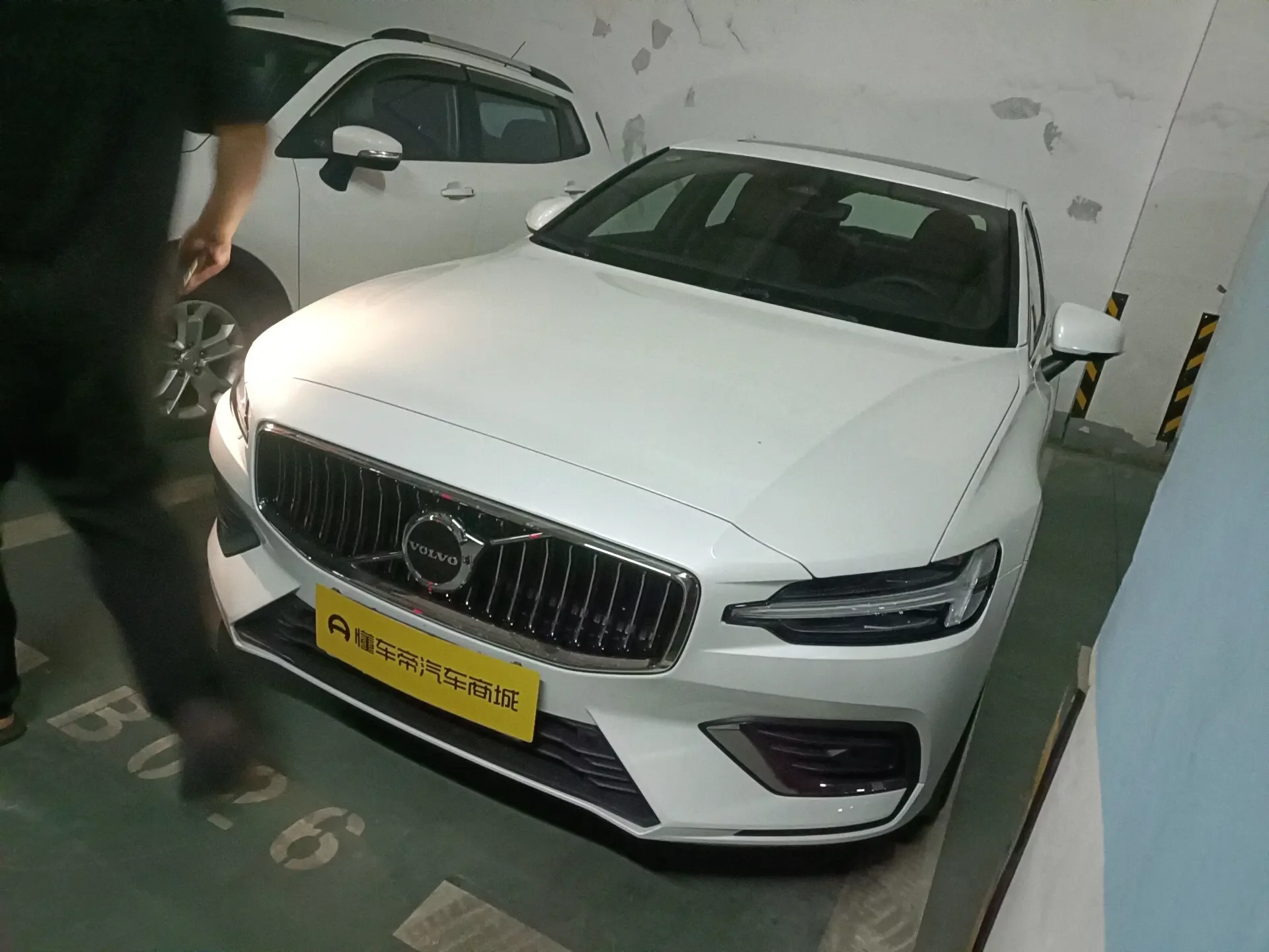 Volvo S60  из Китая