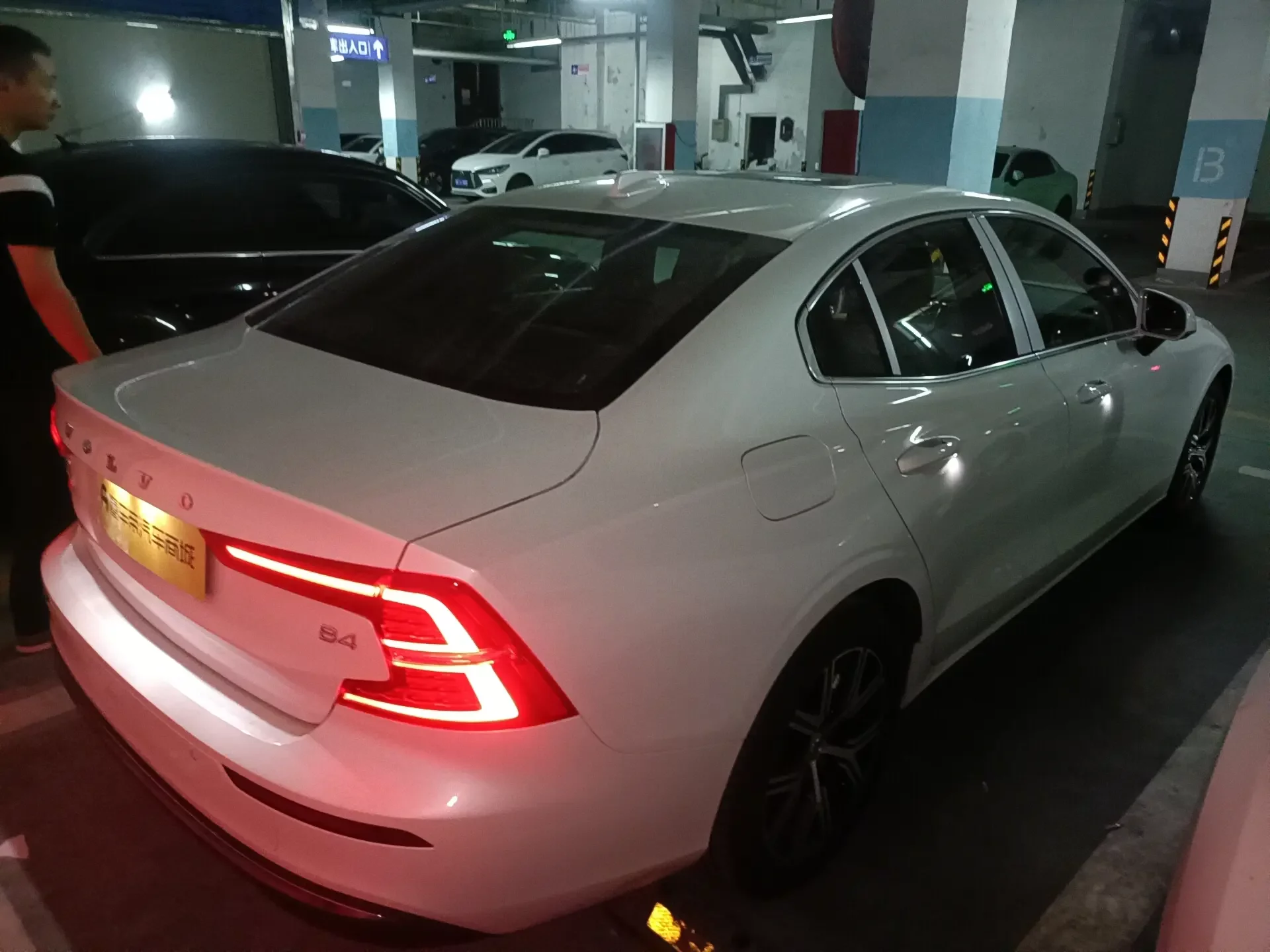 Volvo S60  из Китая