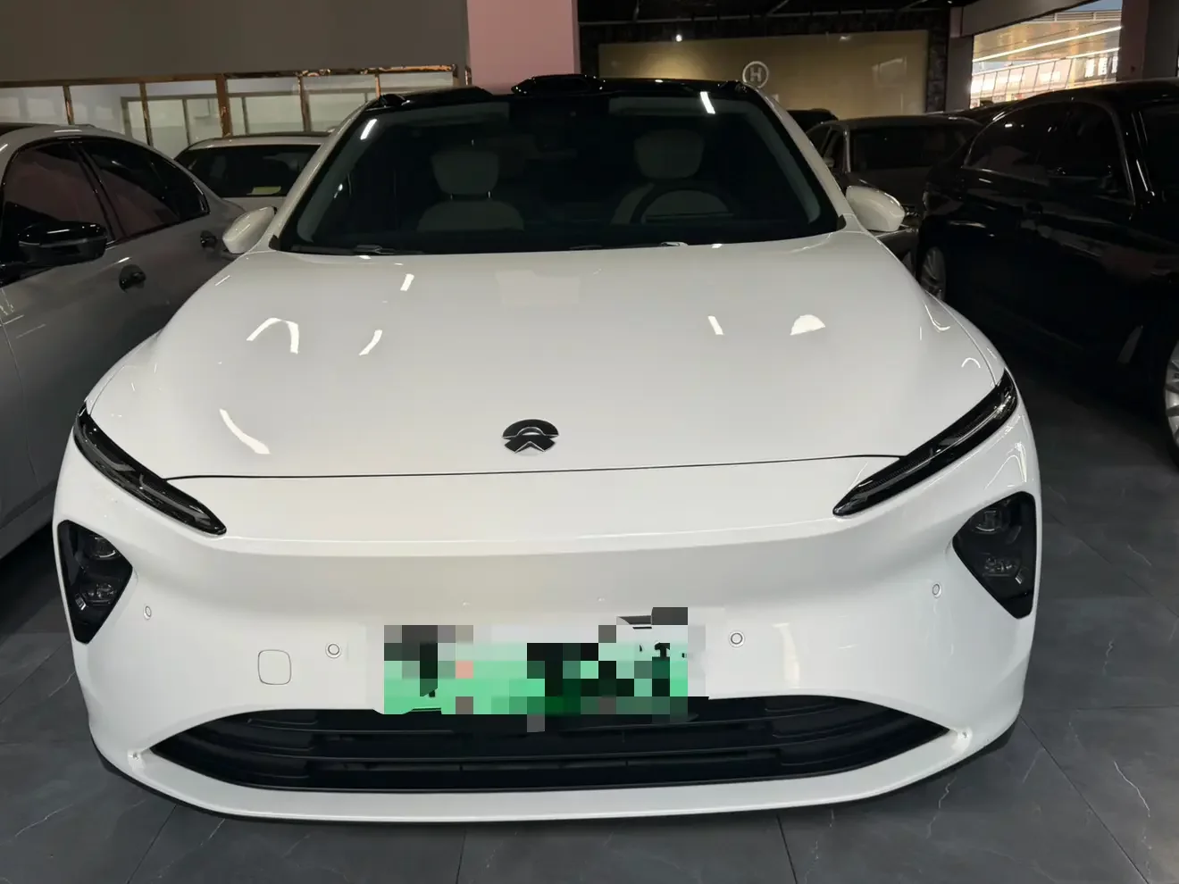 NIO ET7