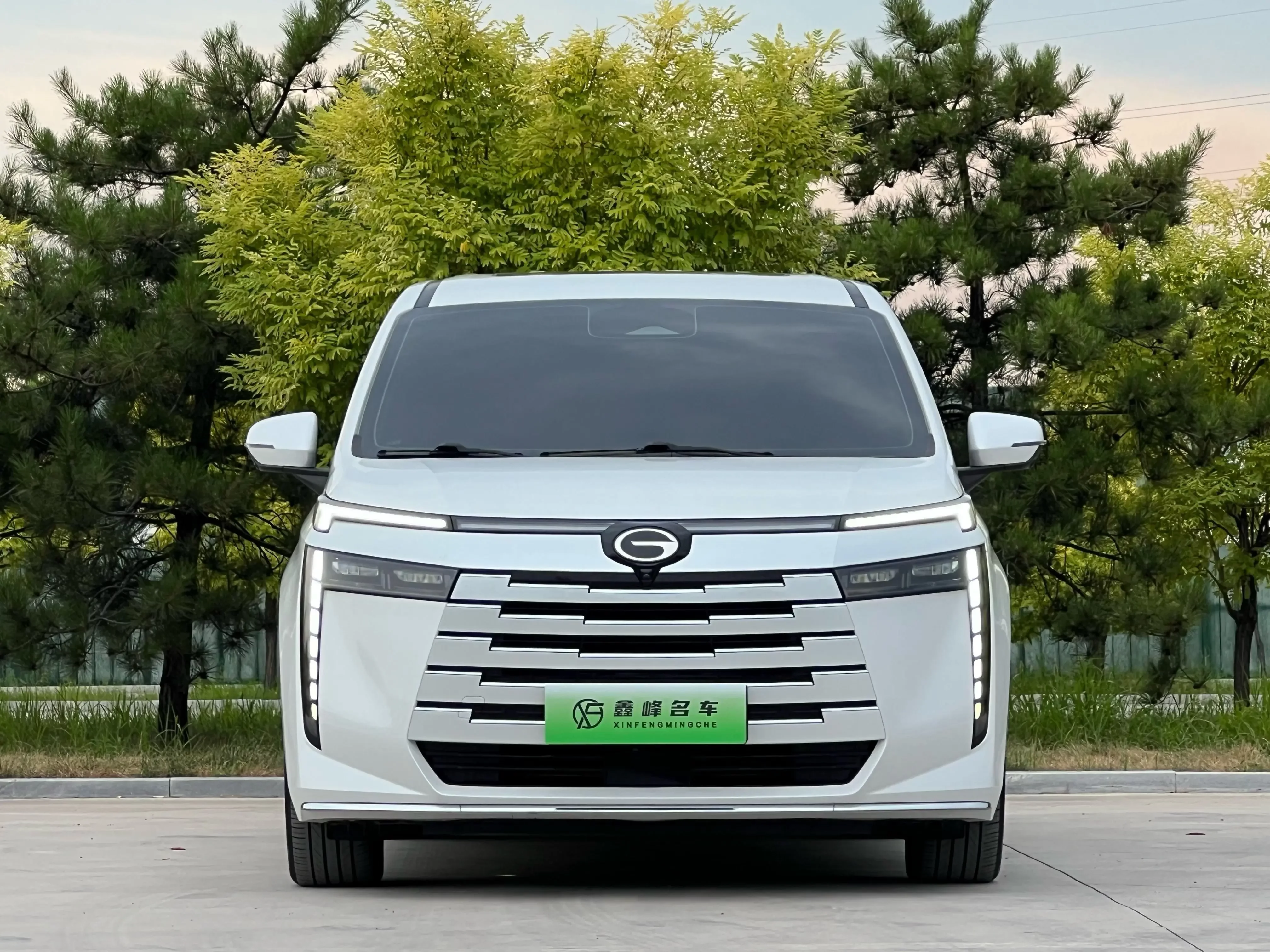 GAC Trumpchi E8 PHEV