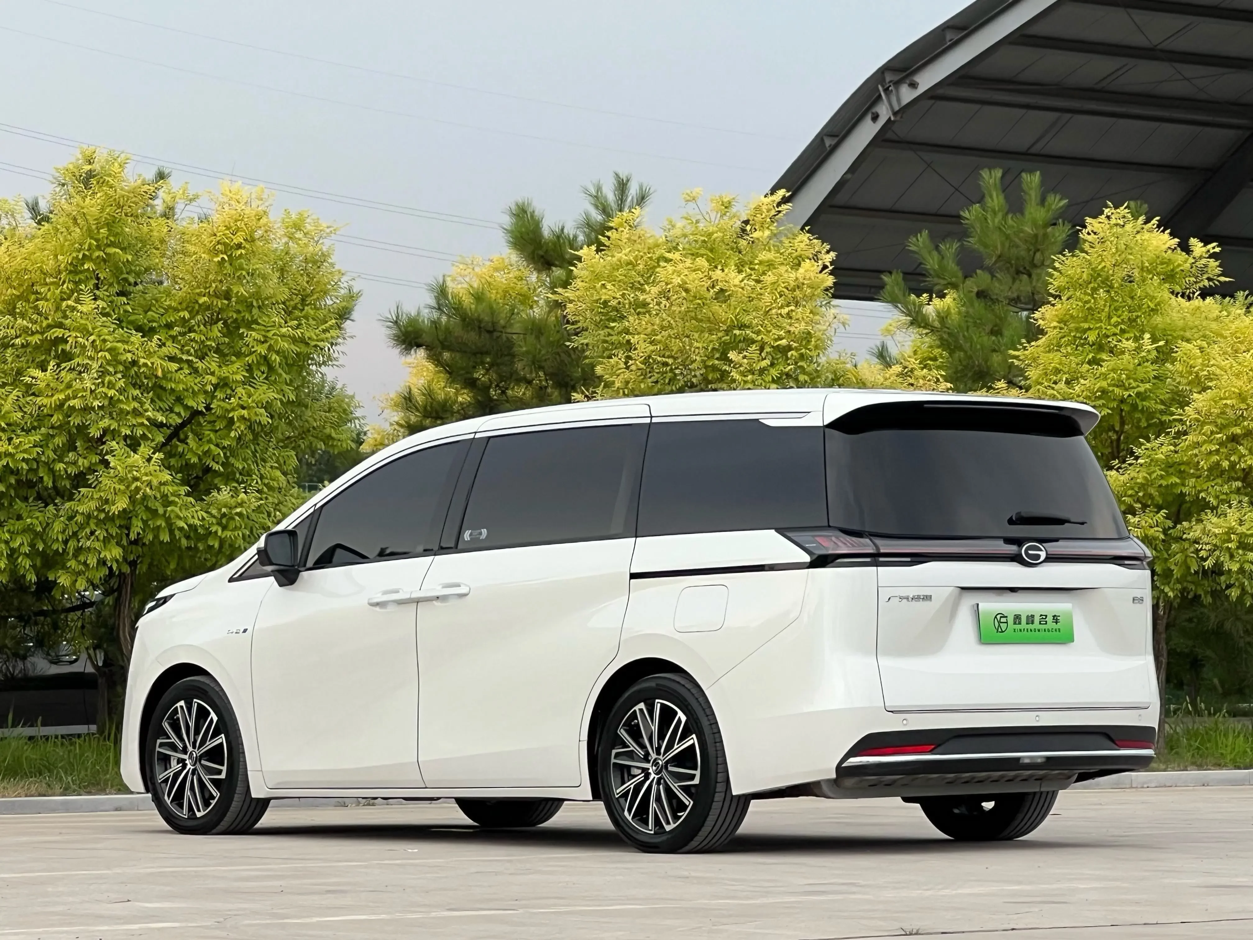 GAC Trumpchi E8 PHEV