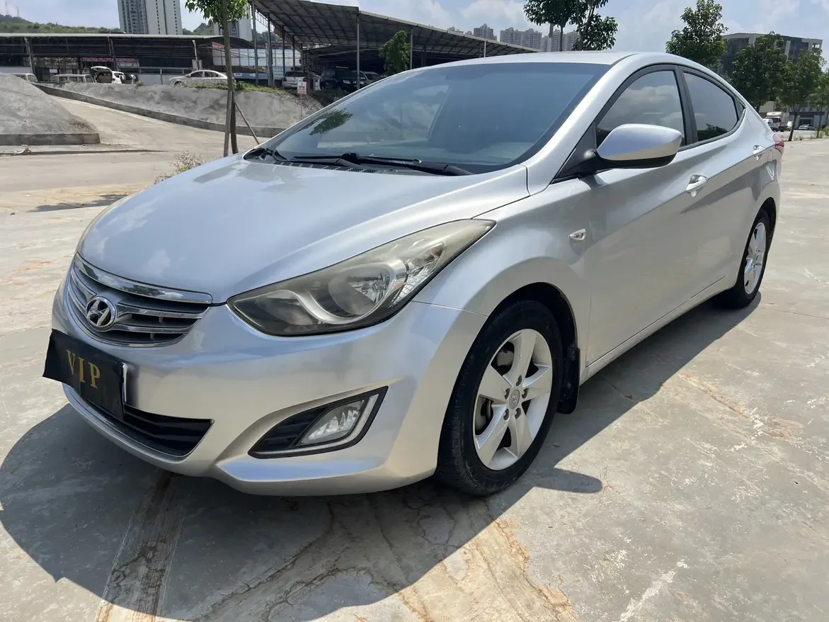 Hyundai Elantra