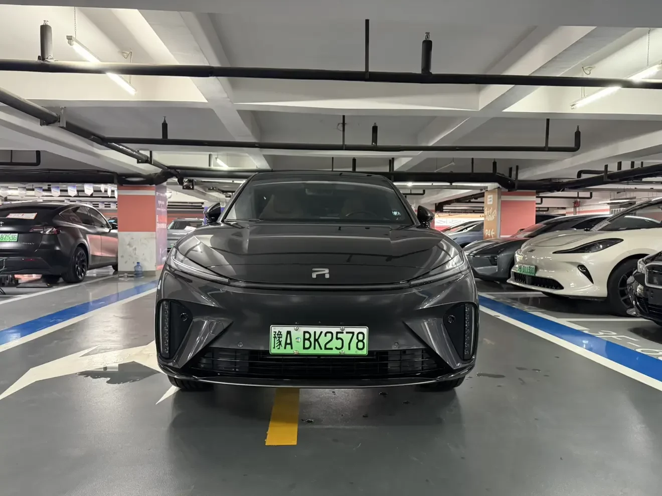 Rising Auto Feifan R7