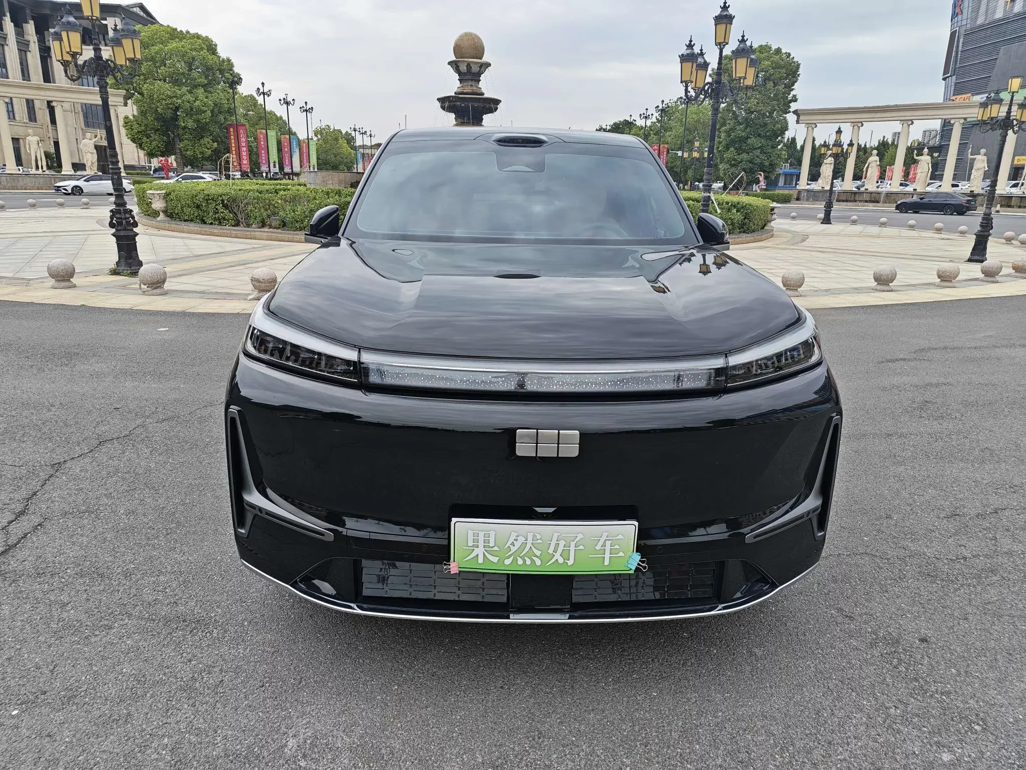 Geely Galaxy M9