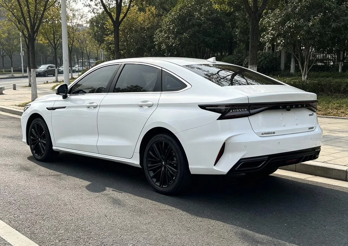 Chery Arrizo 8