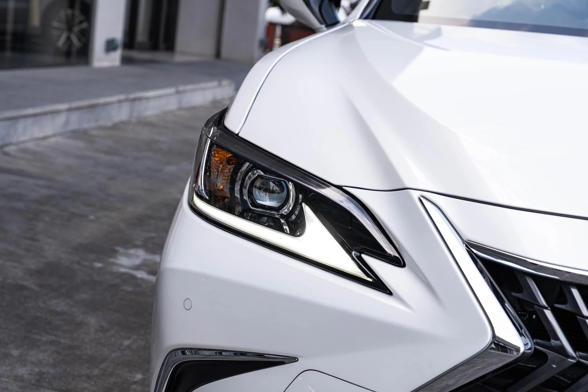Lexus ES
