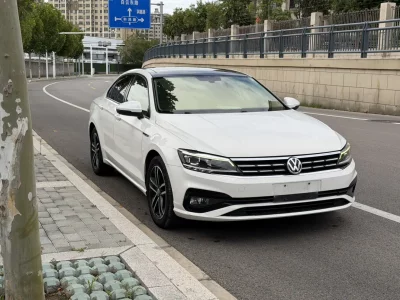 Volkswagen Lamando