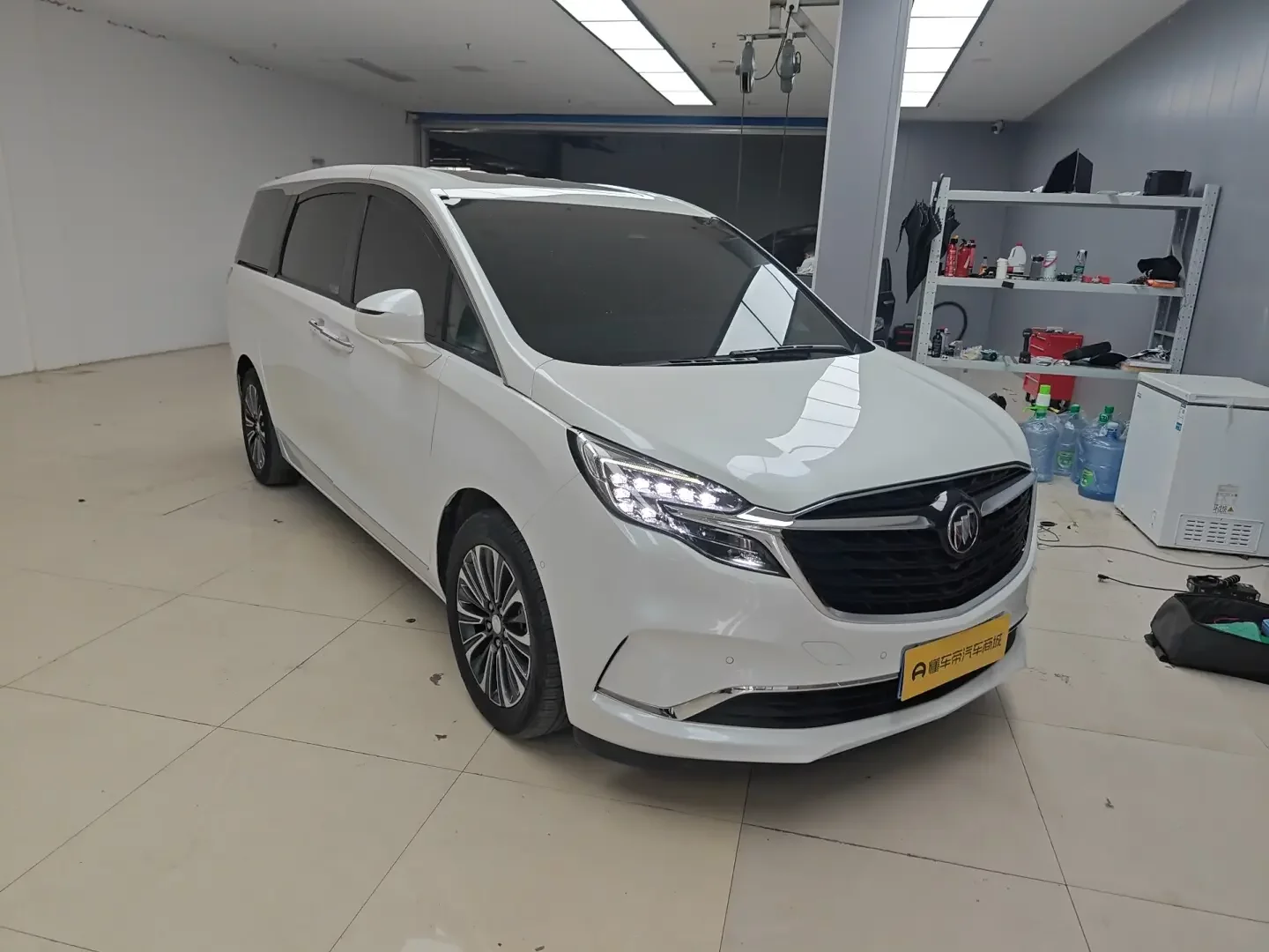 Buick GL8