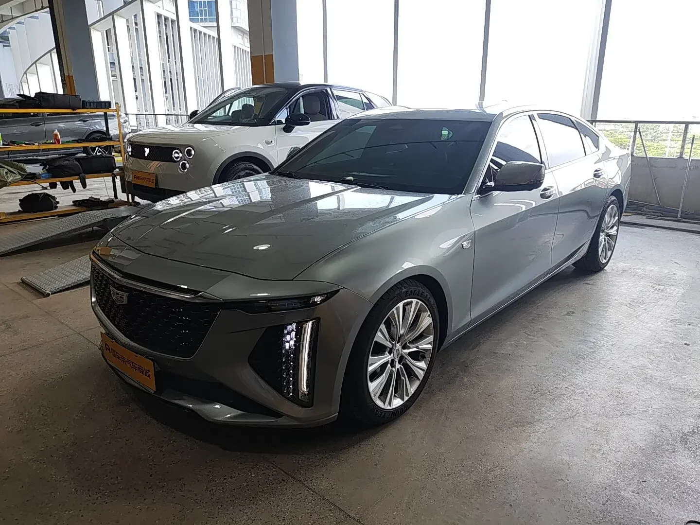 CADILLAC CT6