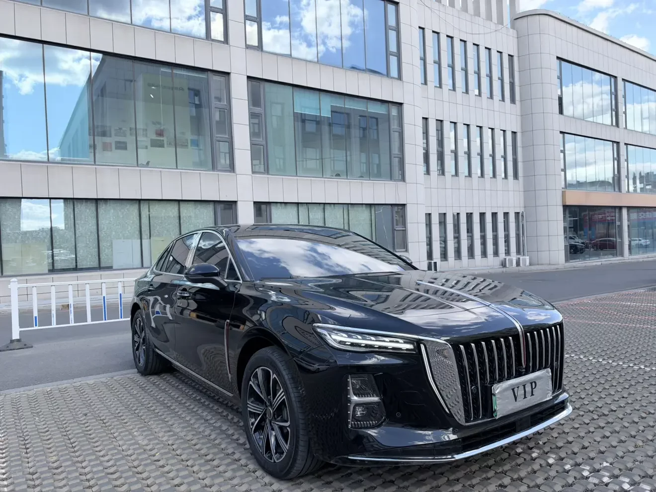 Hongqi H5 PHEV