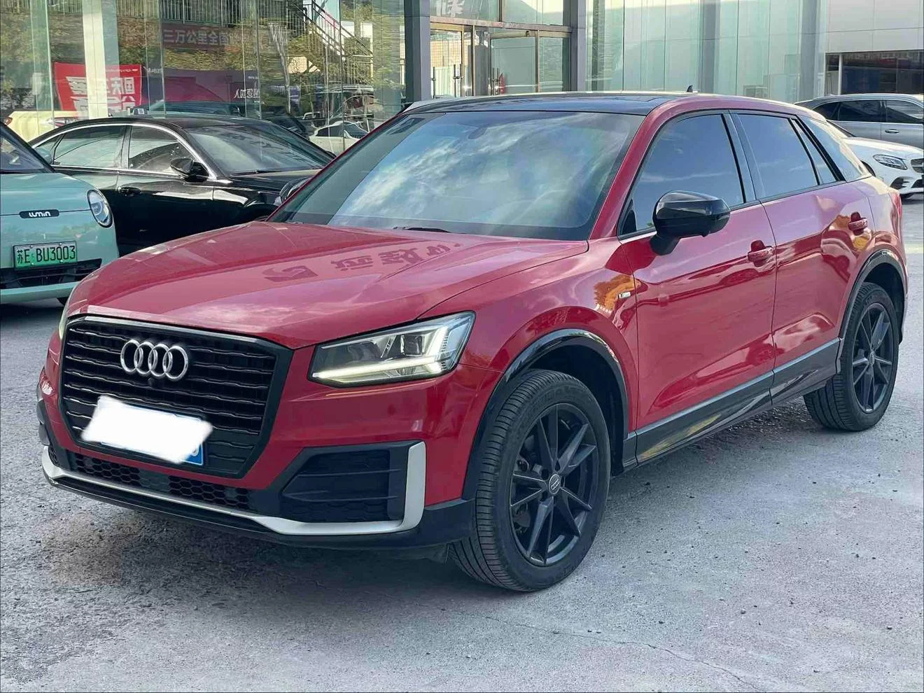 Audi Q2L