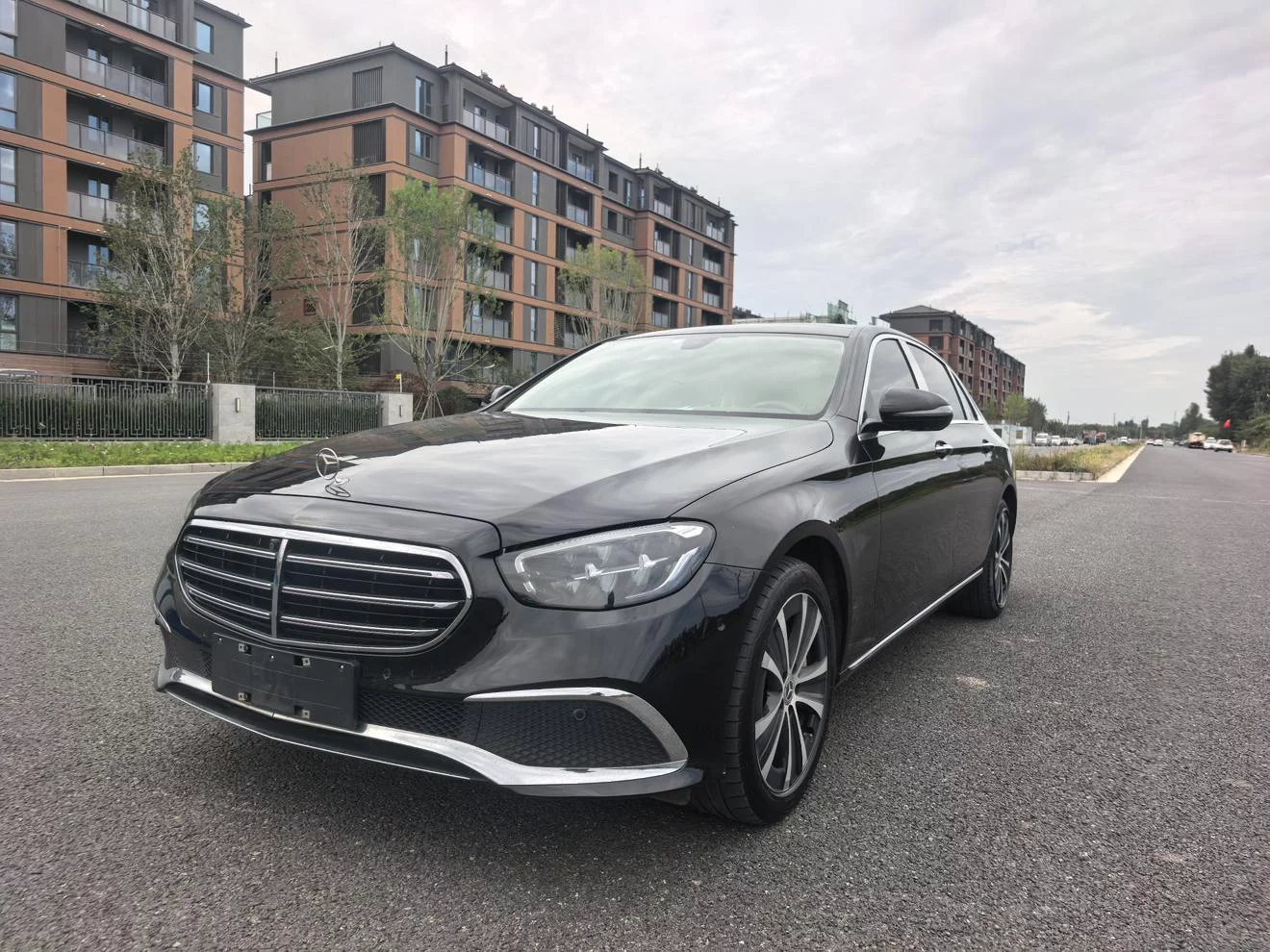 Mercedes-Benz E-Class PHEV  из Китая