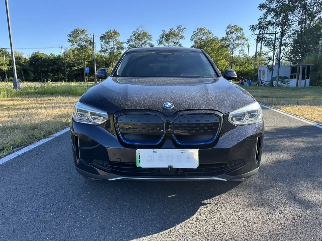 BMW iX3