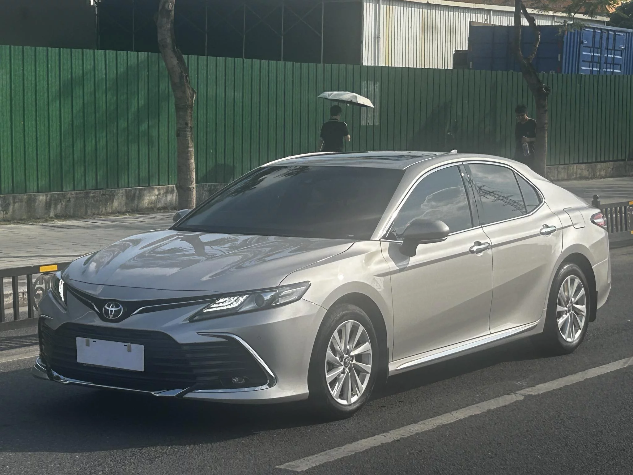 TOYOTA CAMRY
