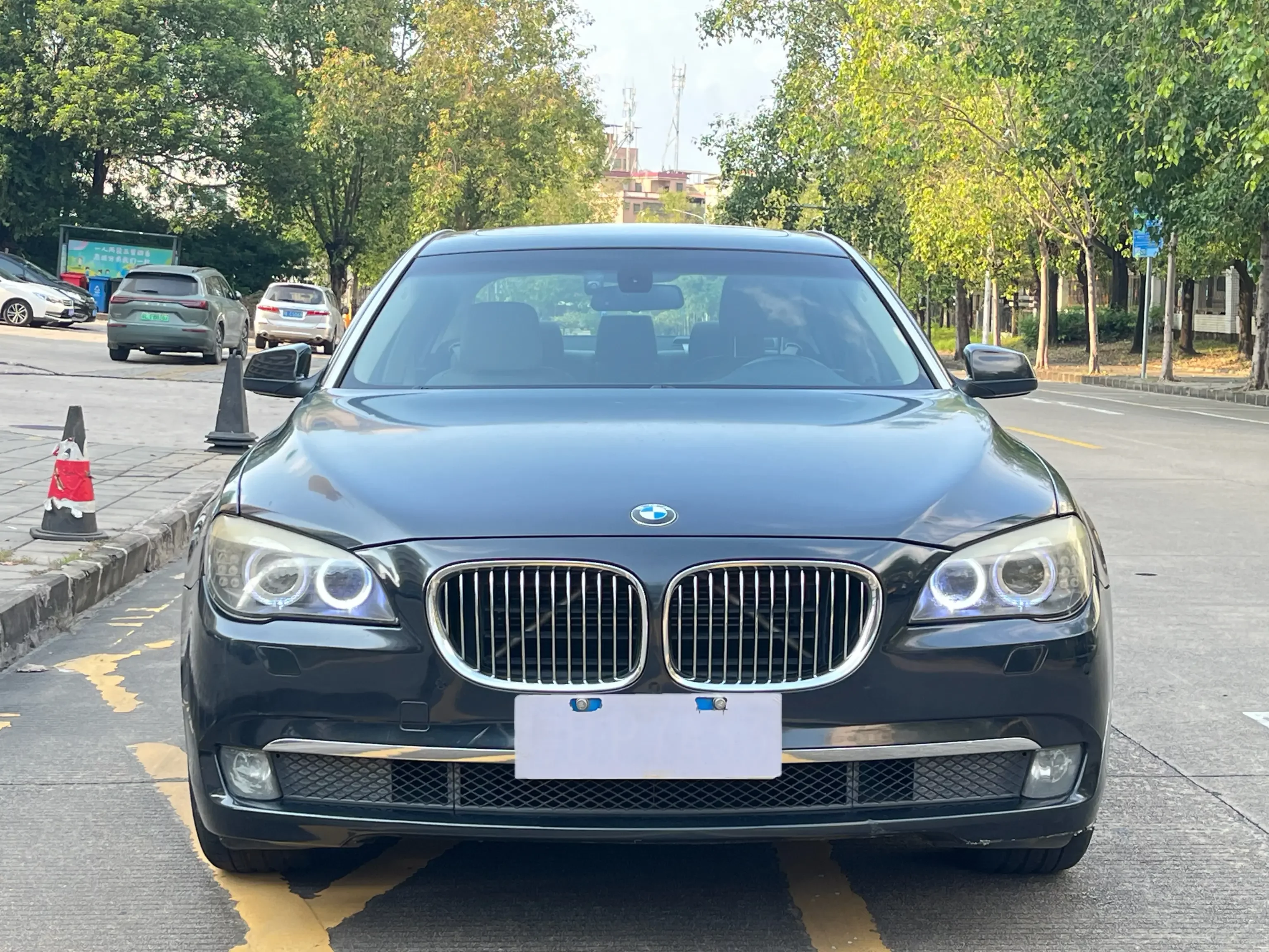 BMW 7 Series  из Китая