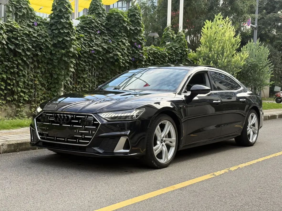 Audi A7L