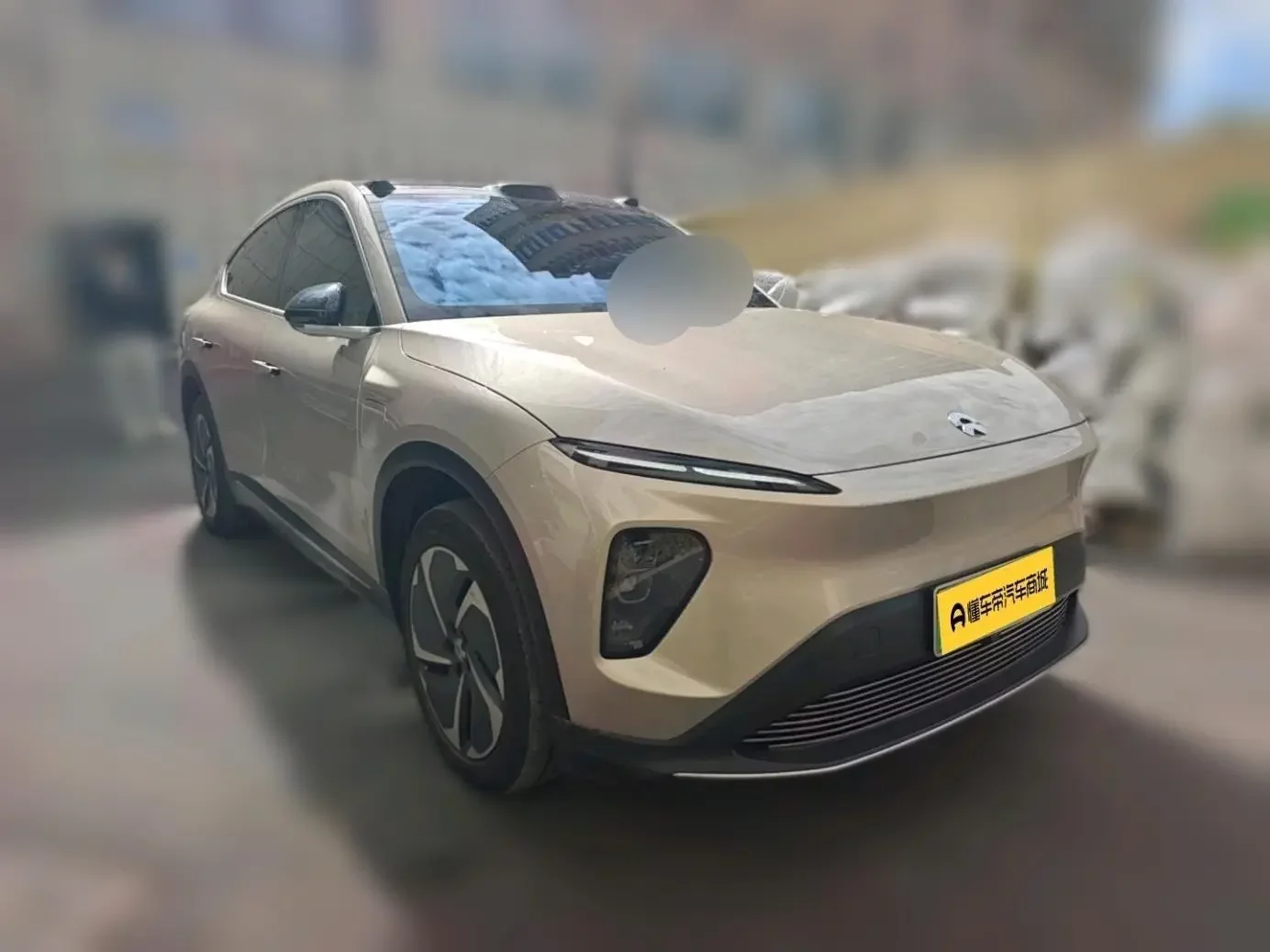 NIO EC7