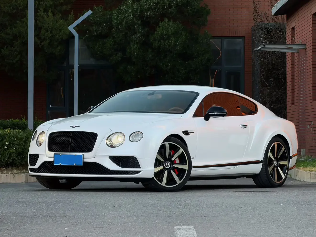 Bentley Continental  из Китая