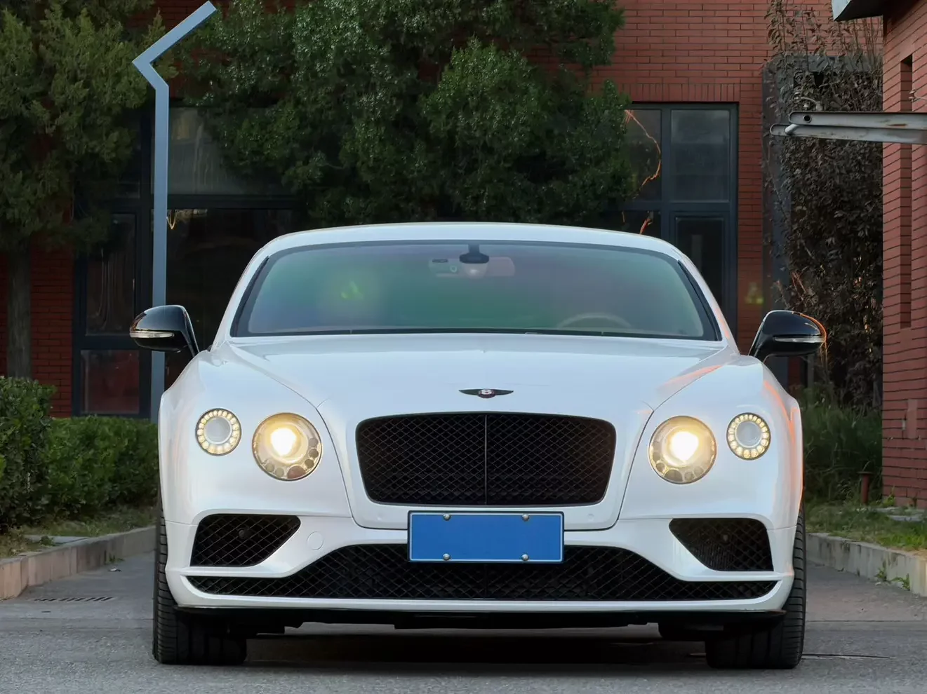 Bentley Continental  из Китая