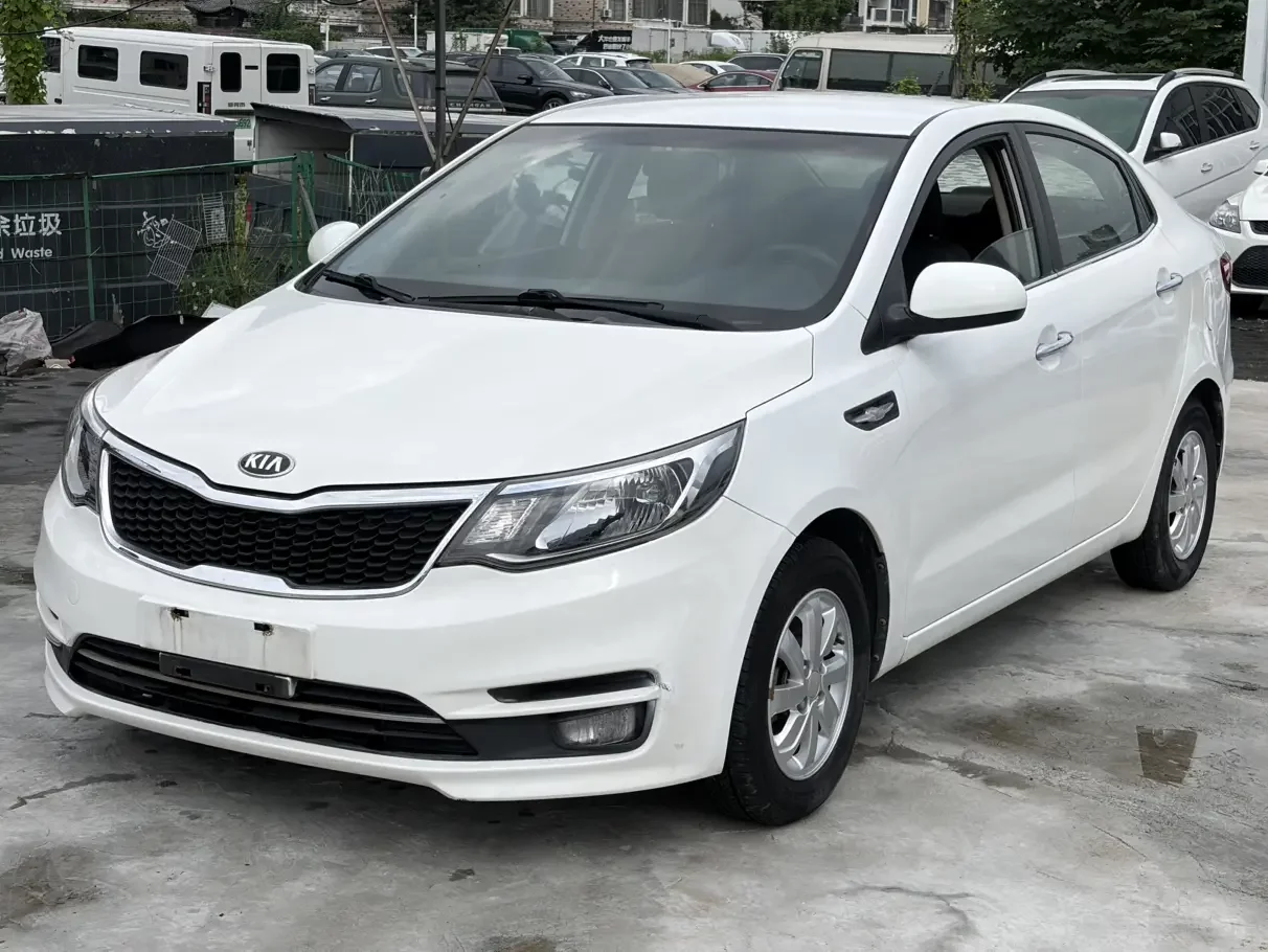 Kia K2  из Китая