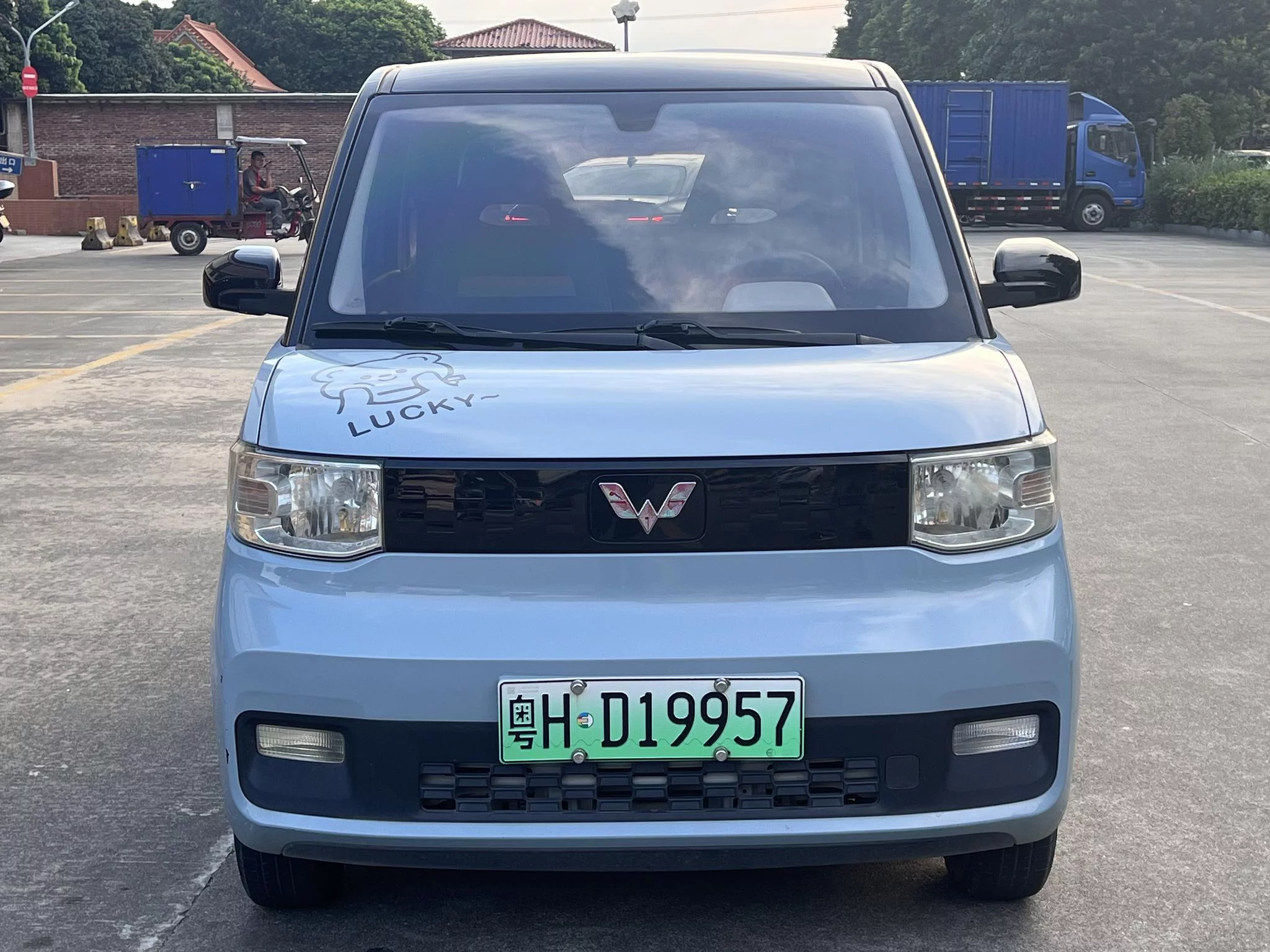 Wuling Hongguang MINIEV  из Китая