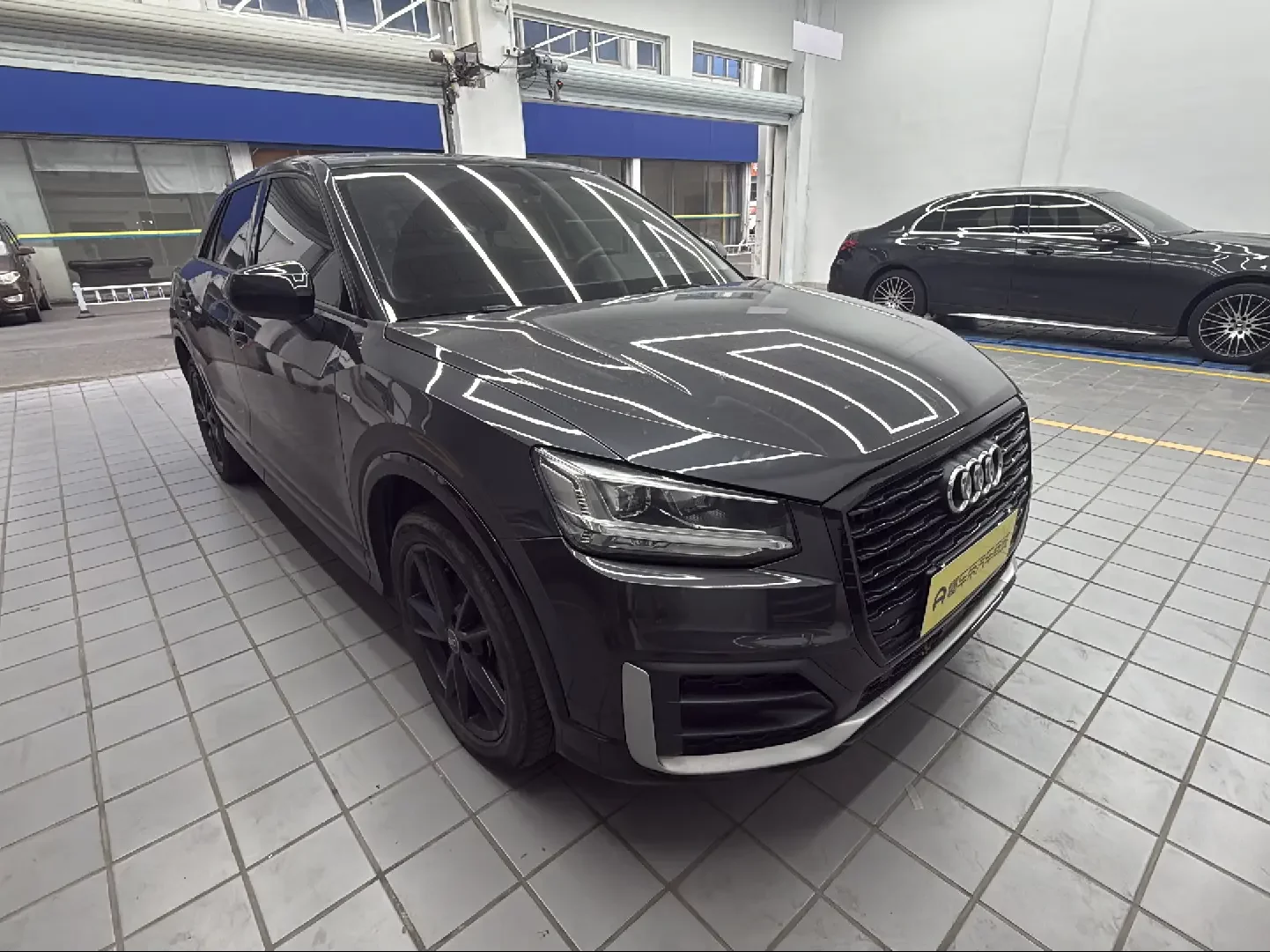 Audi Q2L
