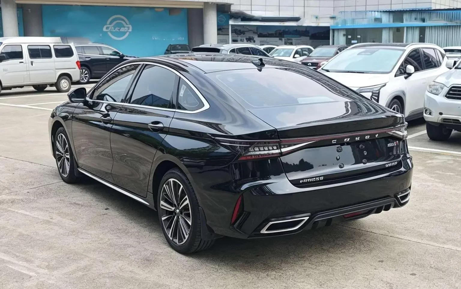 Chery Arrizo 8