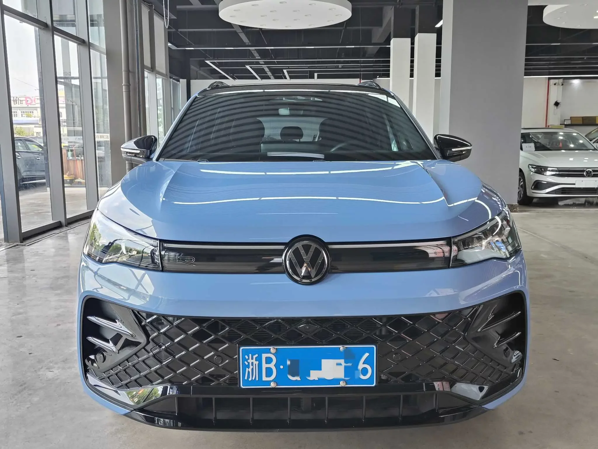 Volkswagen Tiguan L