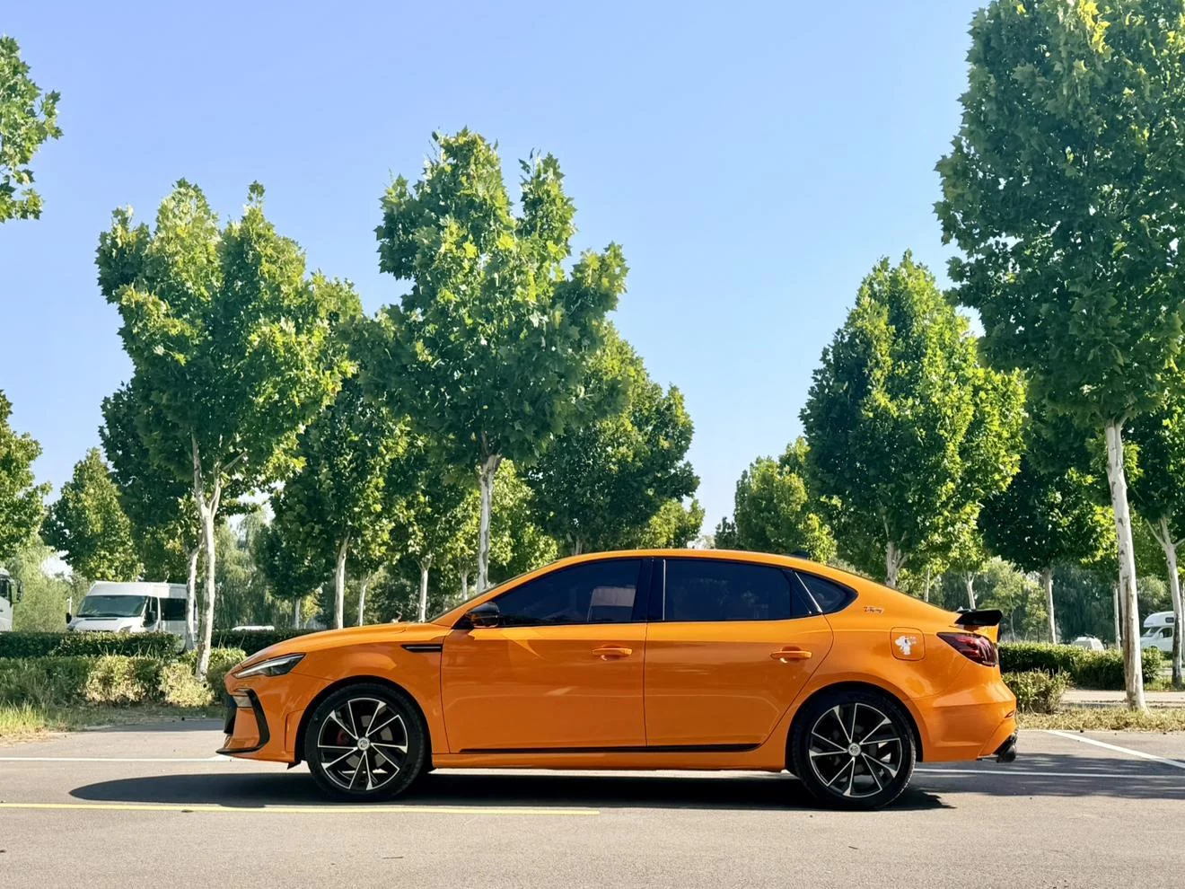MG 6