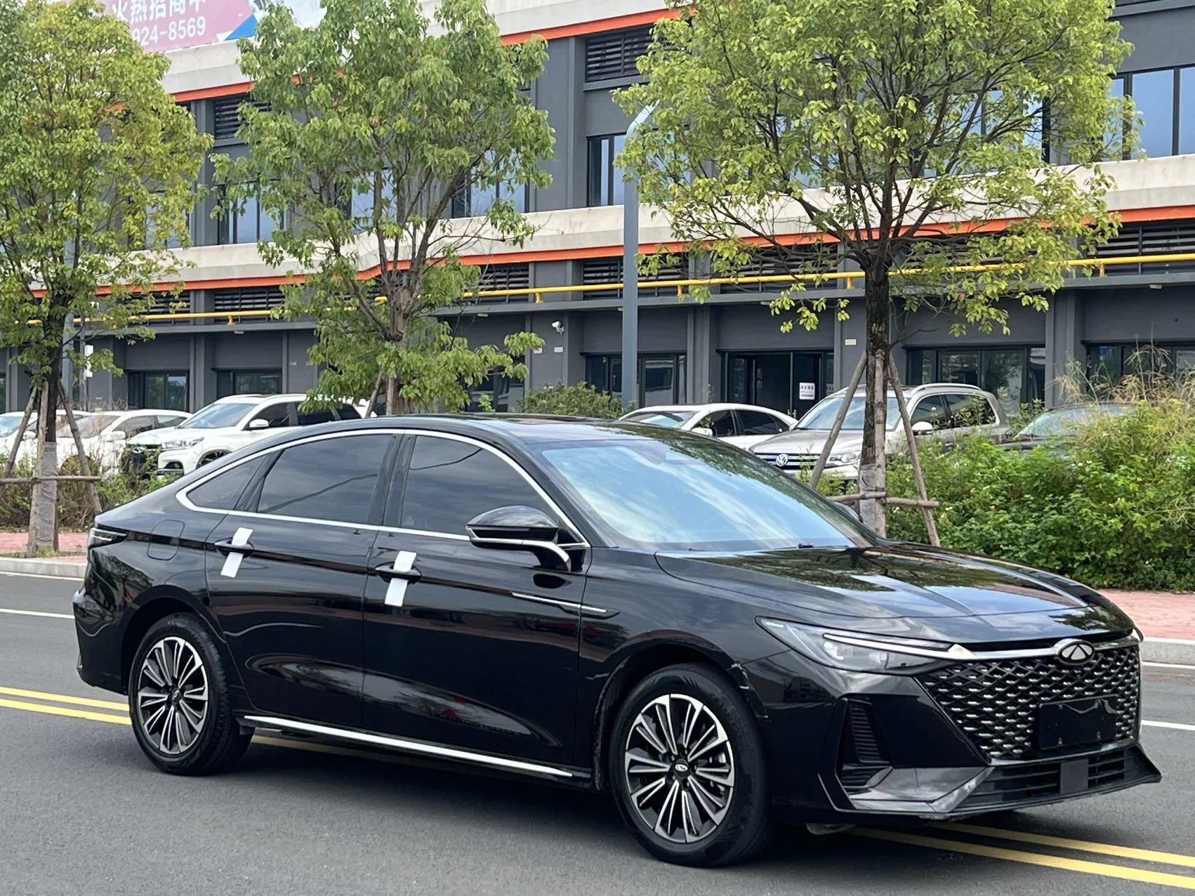 Chery Fengyun A8