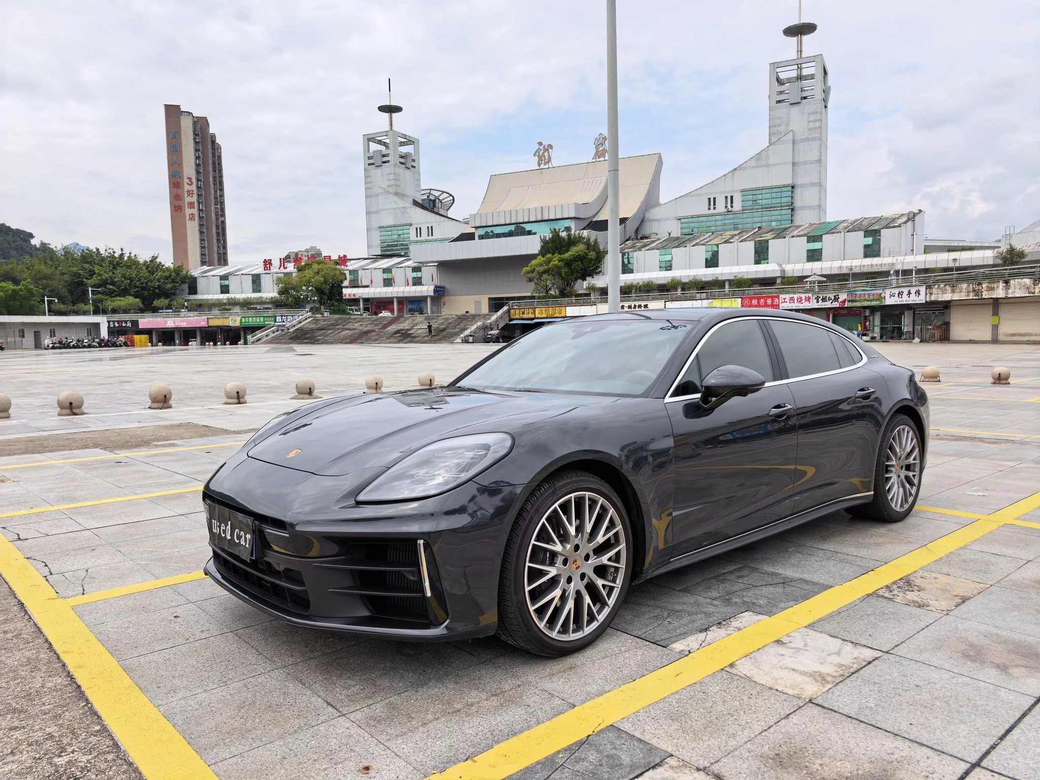 Porsche Panamera