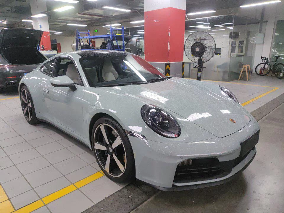 Porsche 911