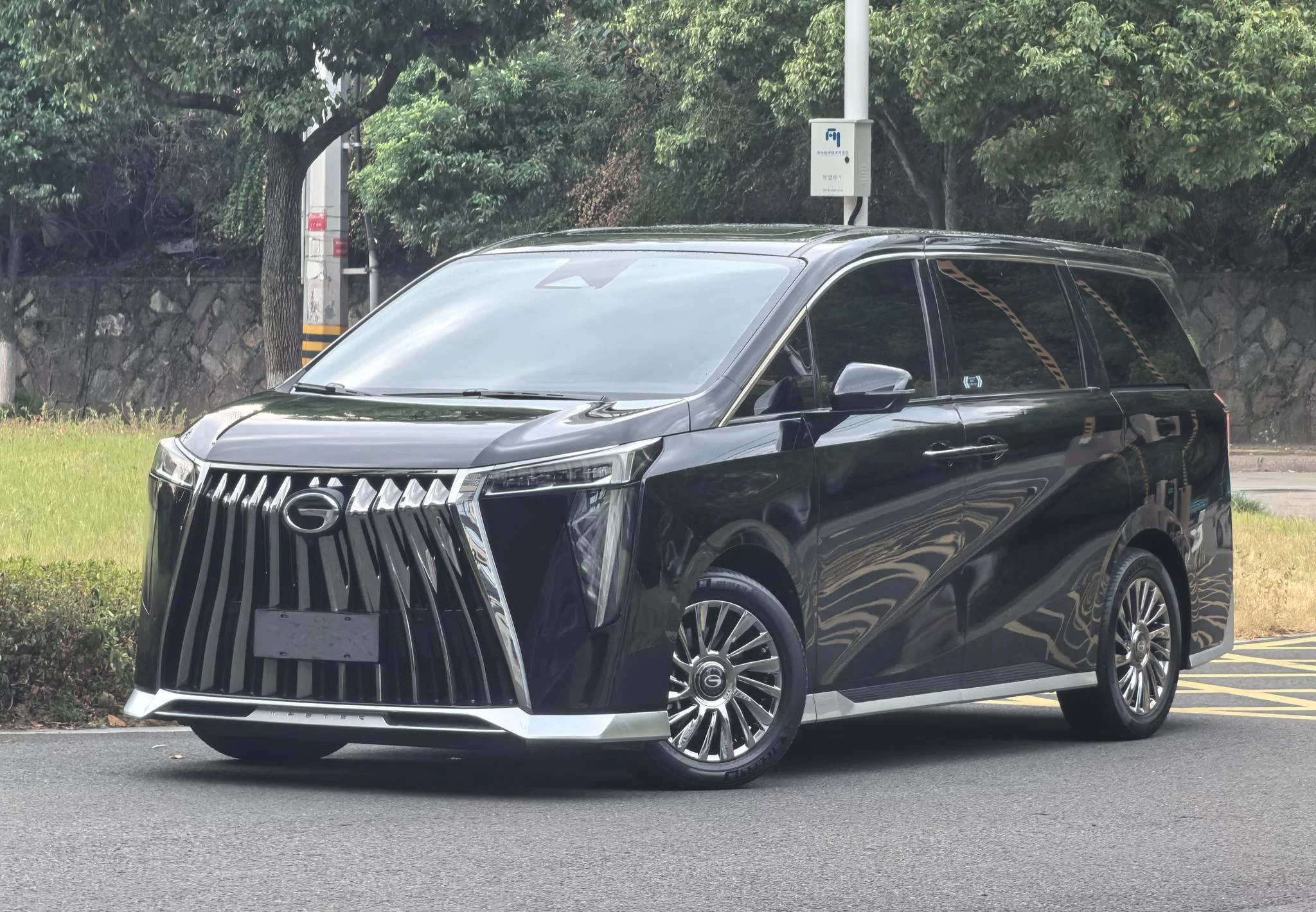 GAC Trumpchi M8
