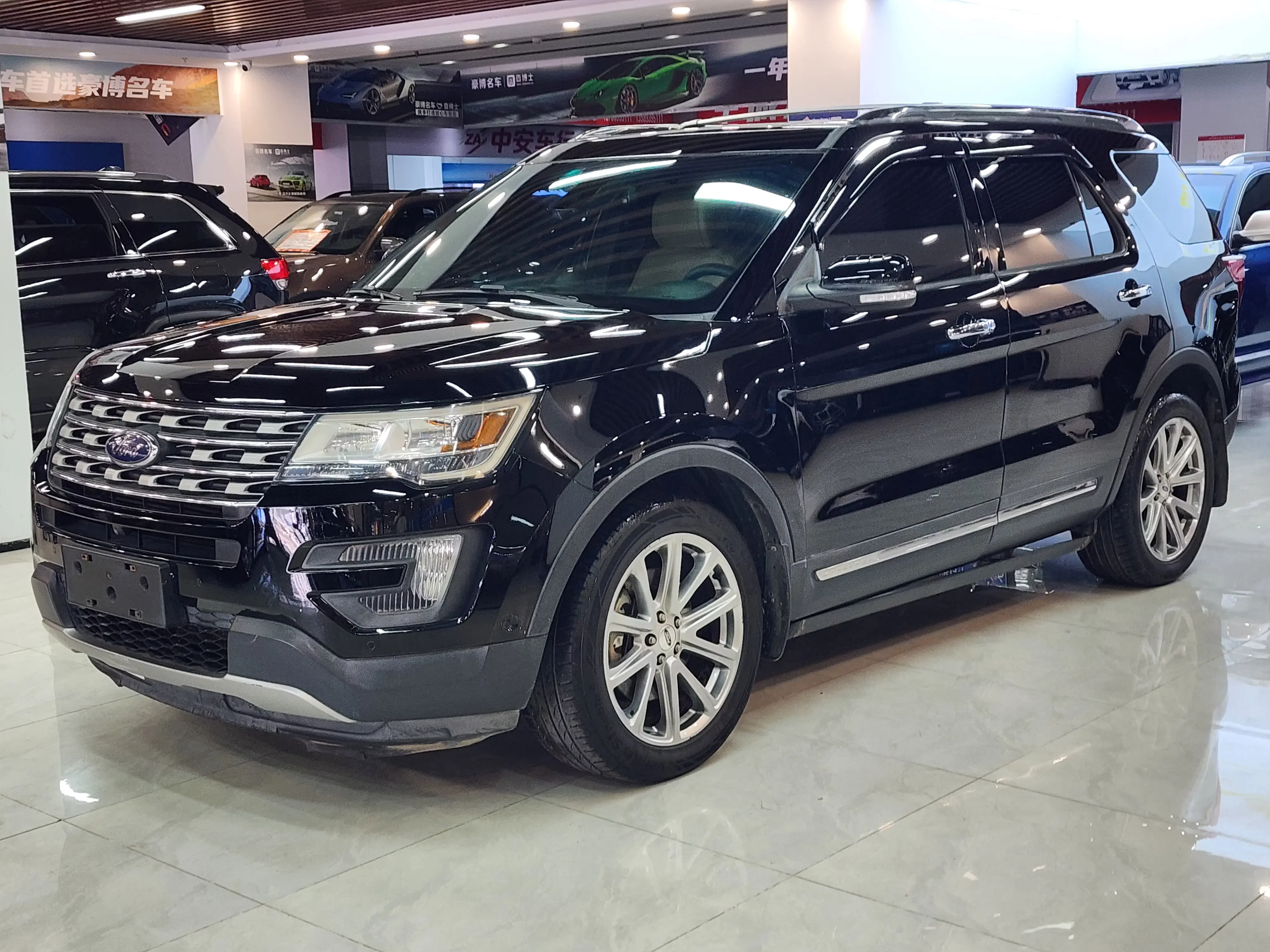 Ford Explorer