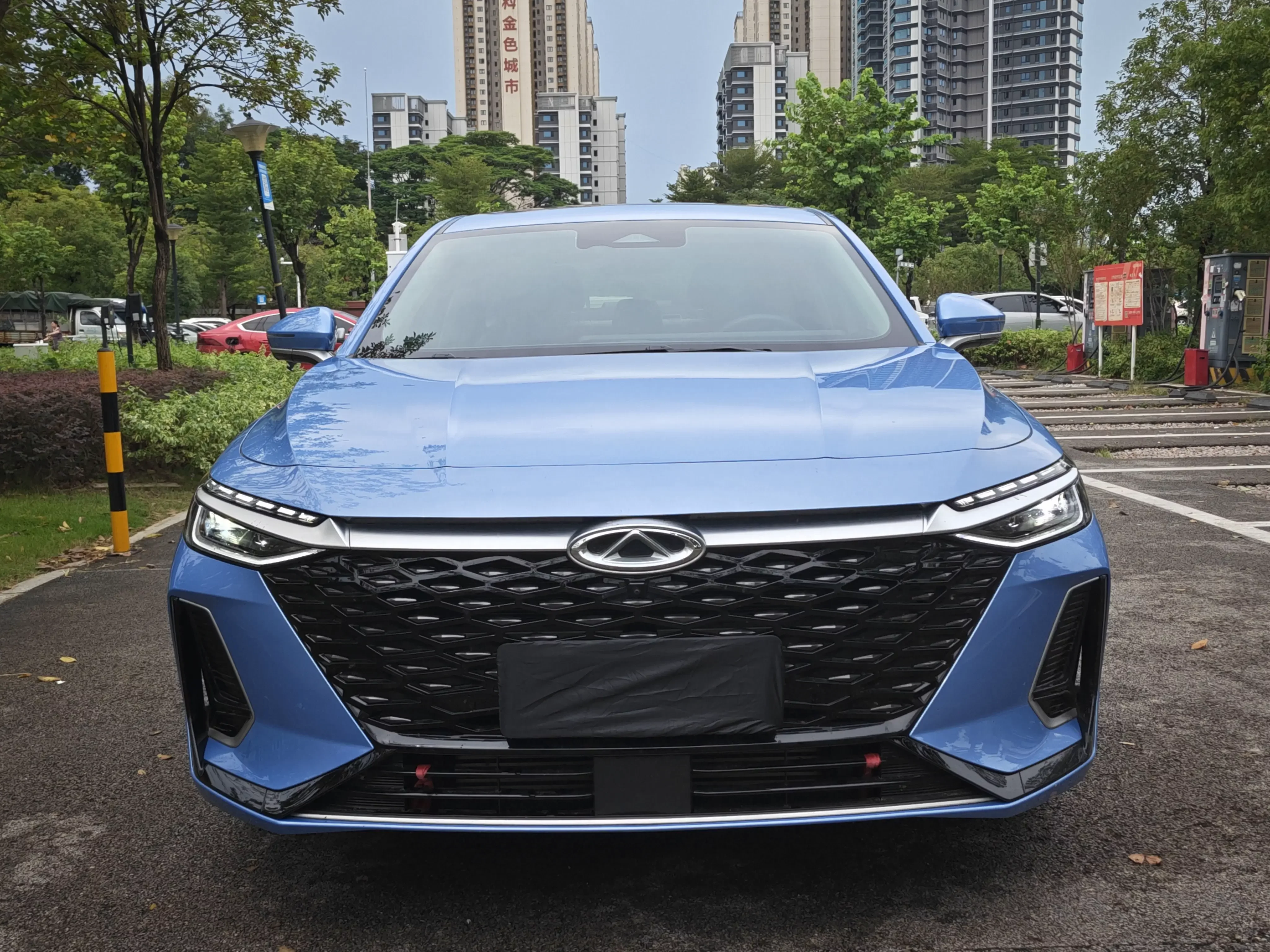 Chery Arrizo 8